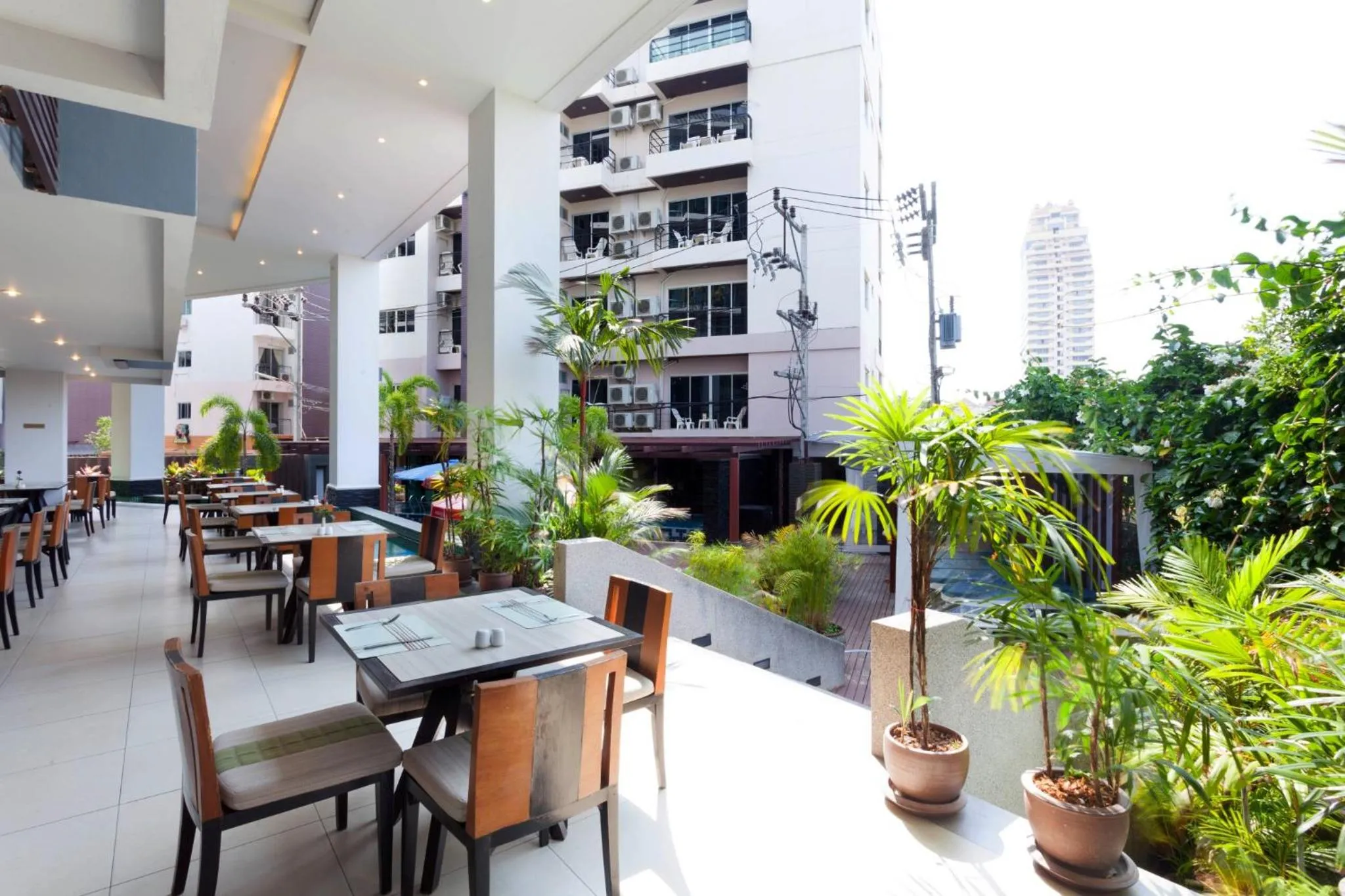 Restaurant/places to eat in Andakira Hotel - SHA Extra Plus