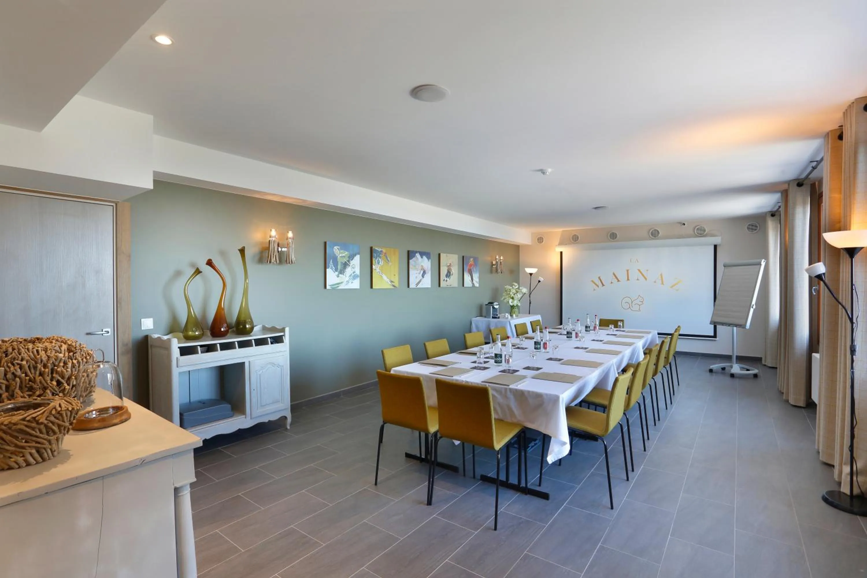 Meeting/conference room in La Mainaz Hôtel Restaurant Genève - Gex - Mijoux