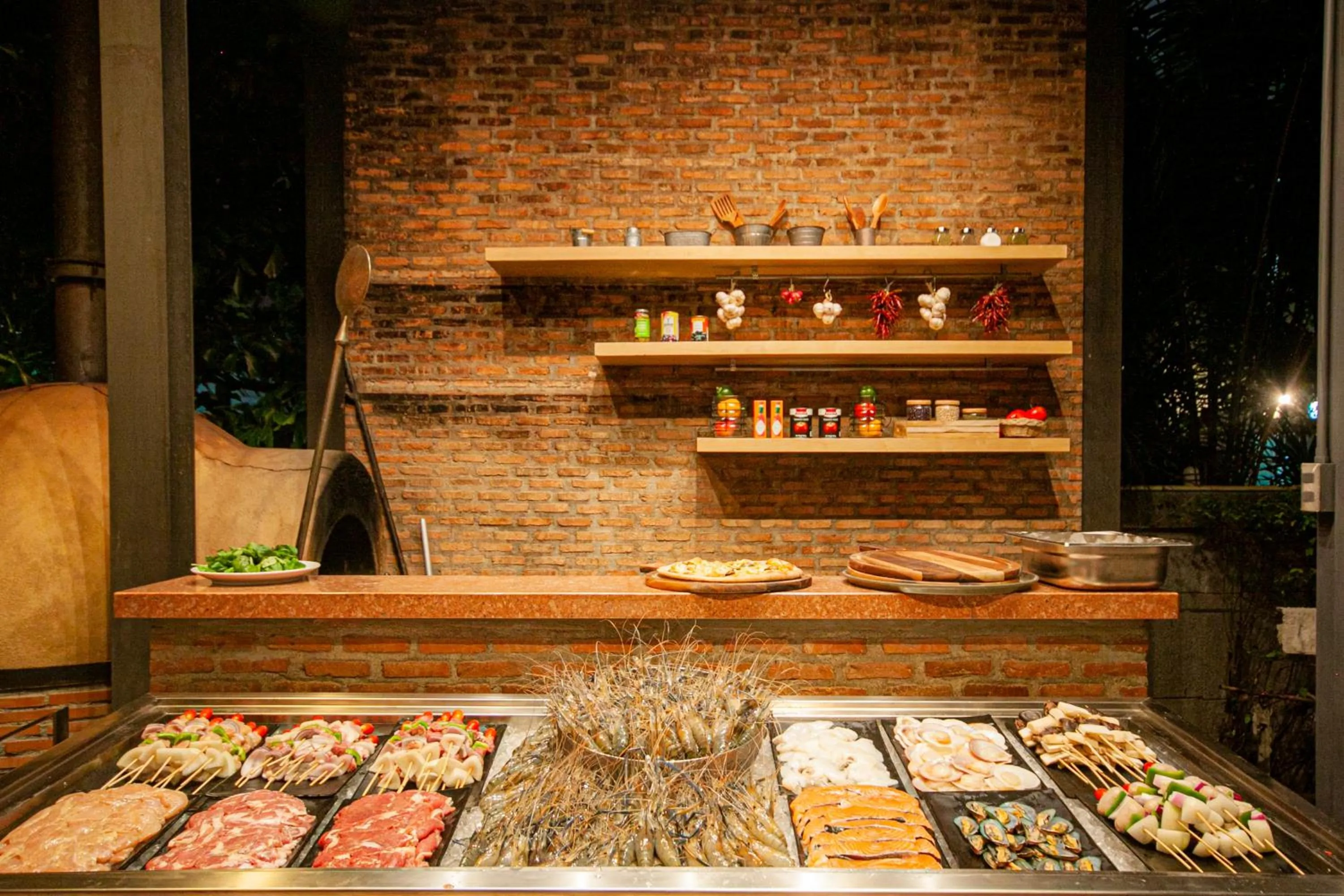 Restaurant/places to eat in Hotel Vista