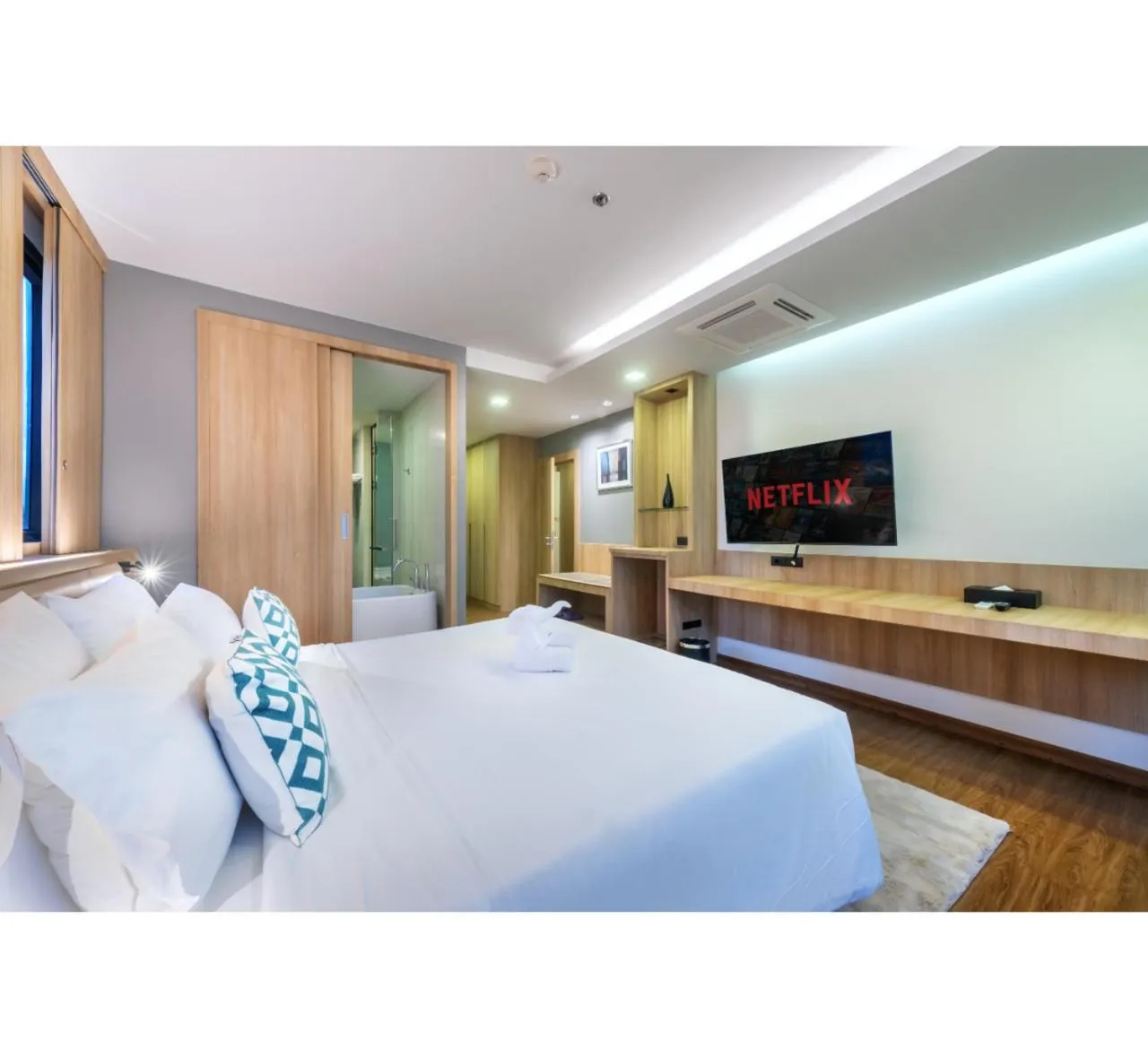 TV and multimedia, Bed in PLAAI Prime Hotel Rayong SHA Extra Plus