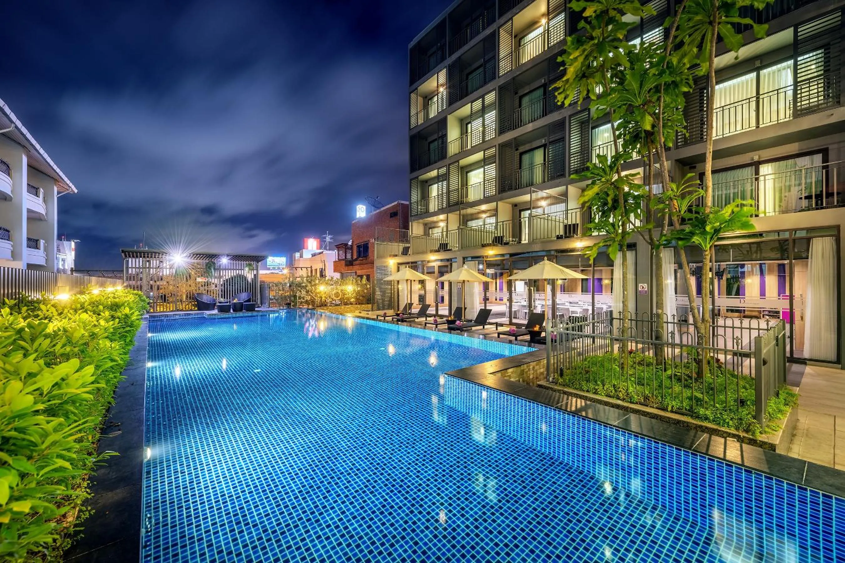 Swimming pool in PLAAI Prime Hotel Rayong SHA Extra Plus