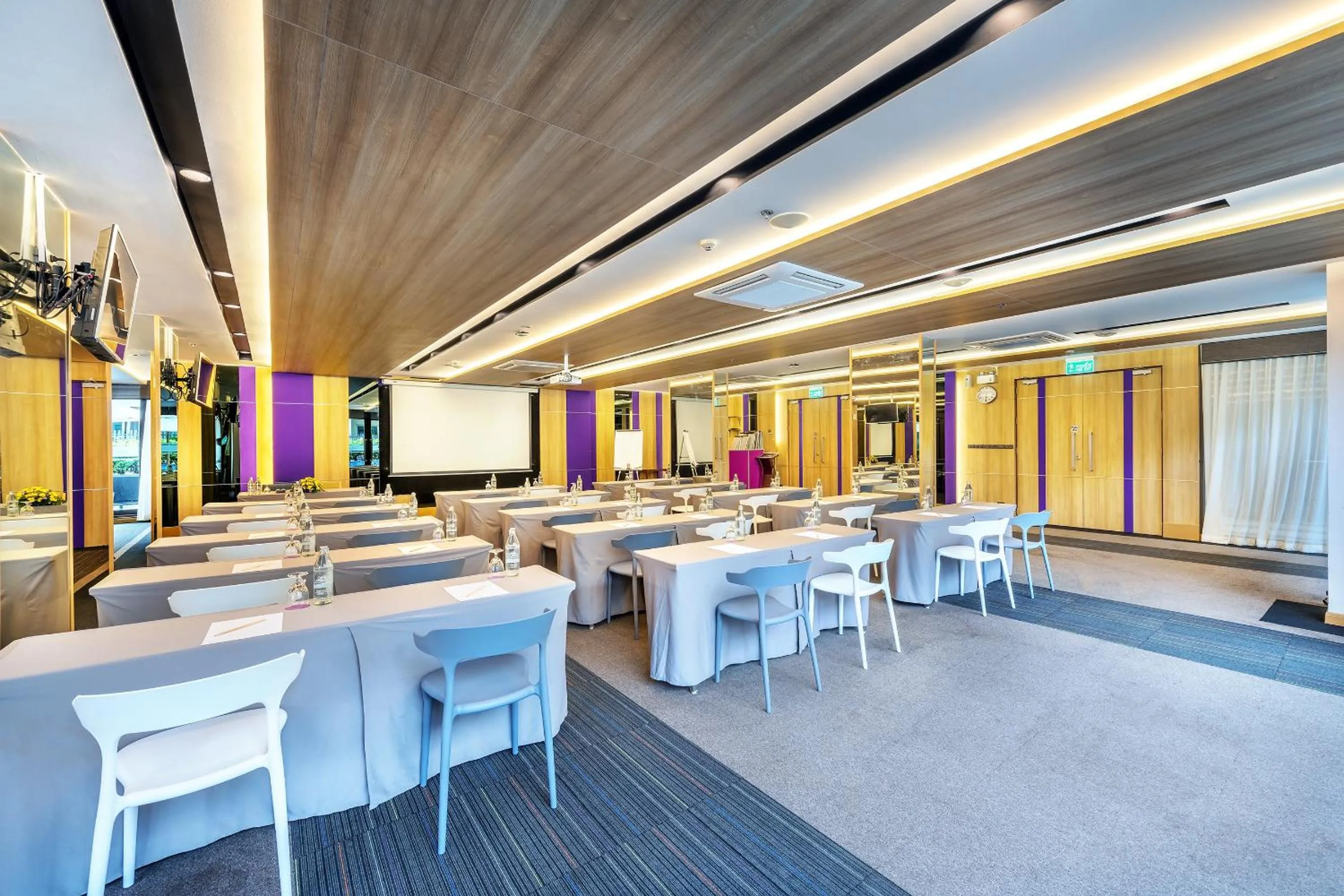 Business facilities in PLAAI Prime Hotel Rayong SHA Extra Plus