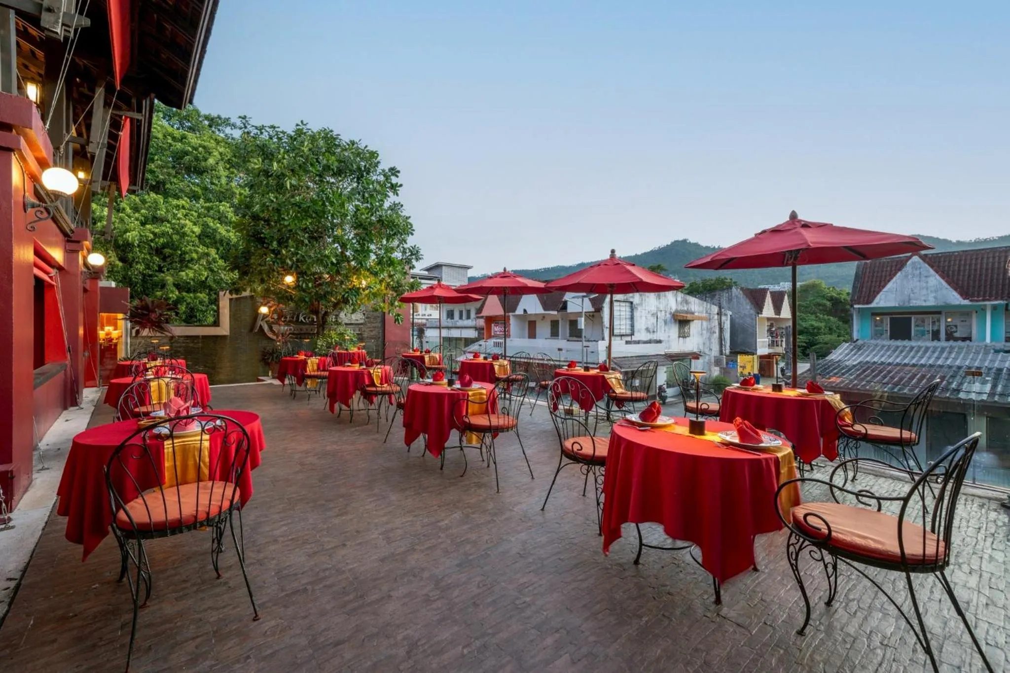 Restaurant/places to eat in Kirikayan Boutique Resort - SHA Extra Plus