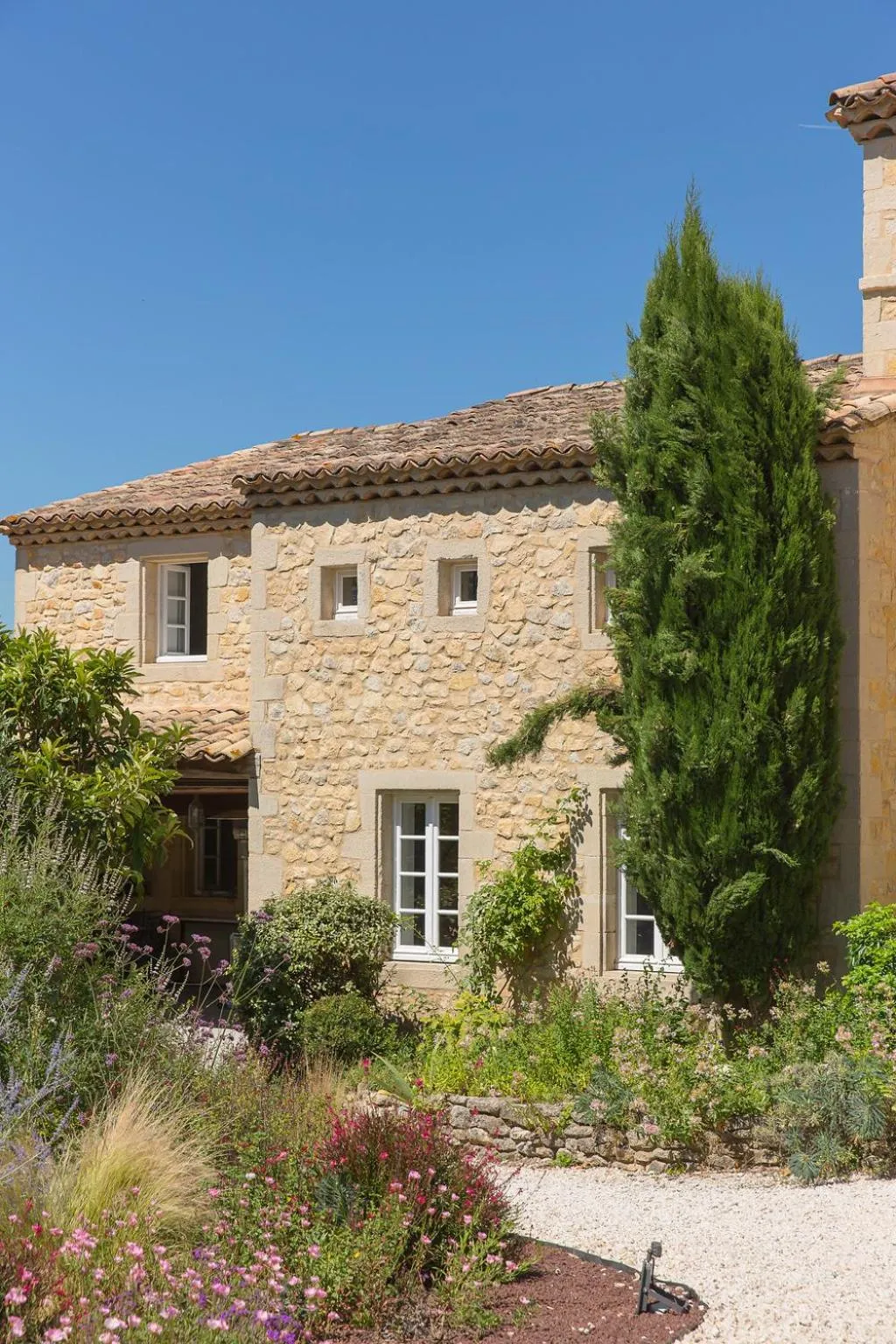 Property building in Le Mas des Alexandrins