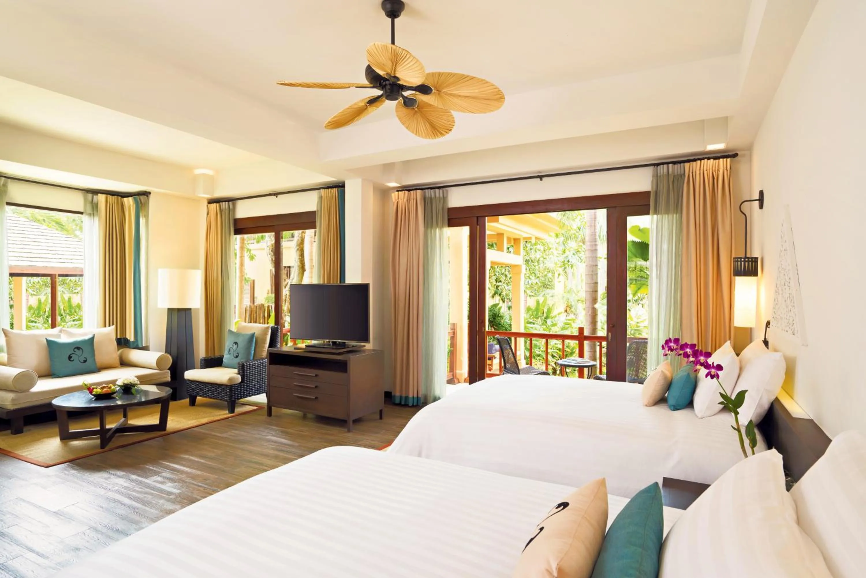 Bed in Mövenpick Asara Resort & Spa Hua Hin