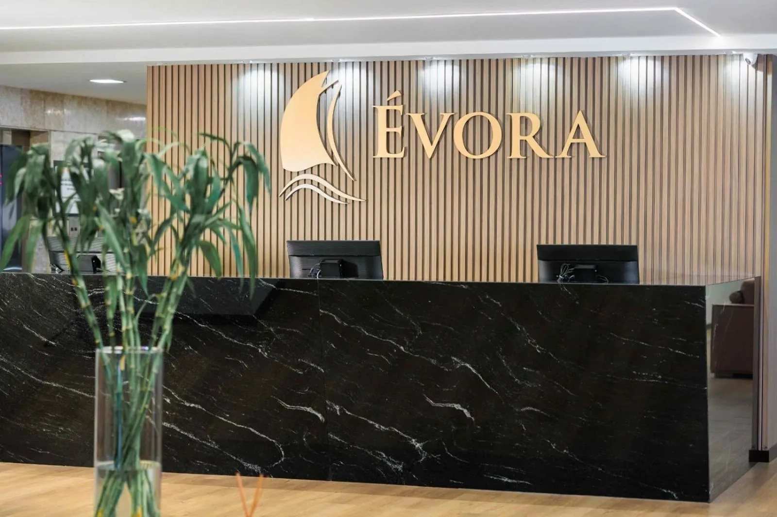 Property logo or sign in Hotel Évora by Rede Sagres