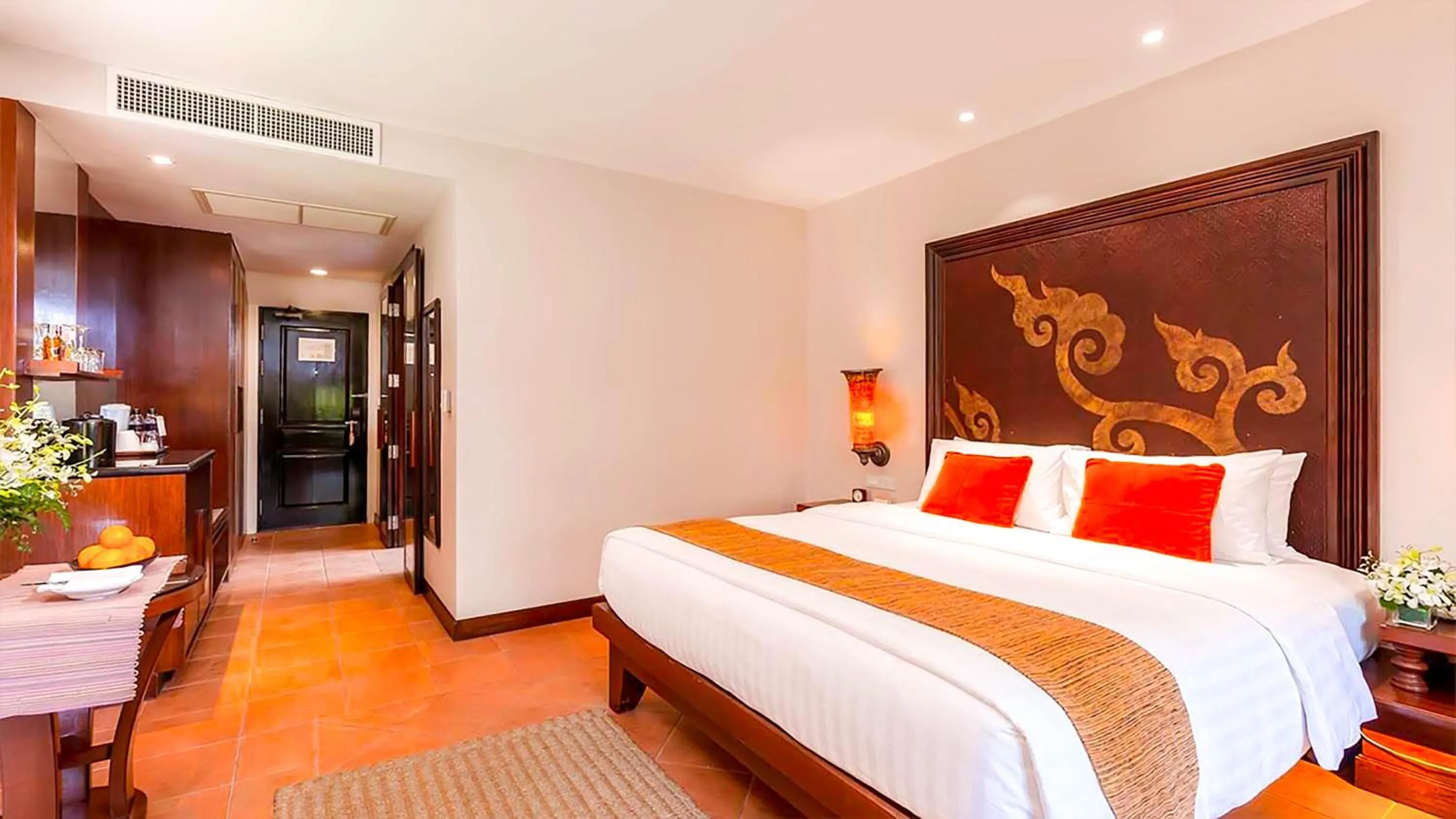 Bedroom, Bed in Paradox Resort Phuket