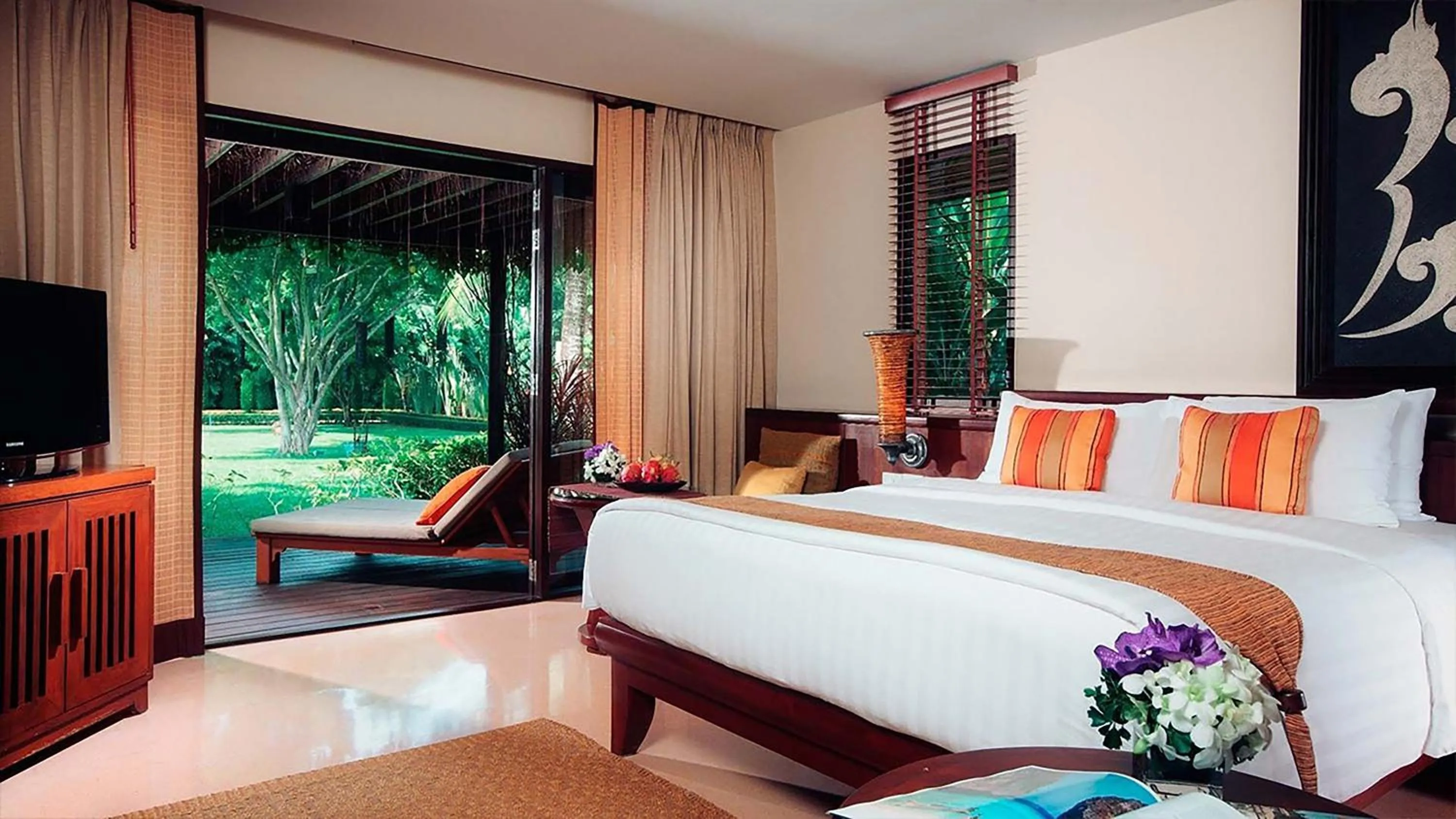 Bed in Paradox Resort Phuket