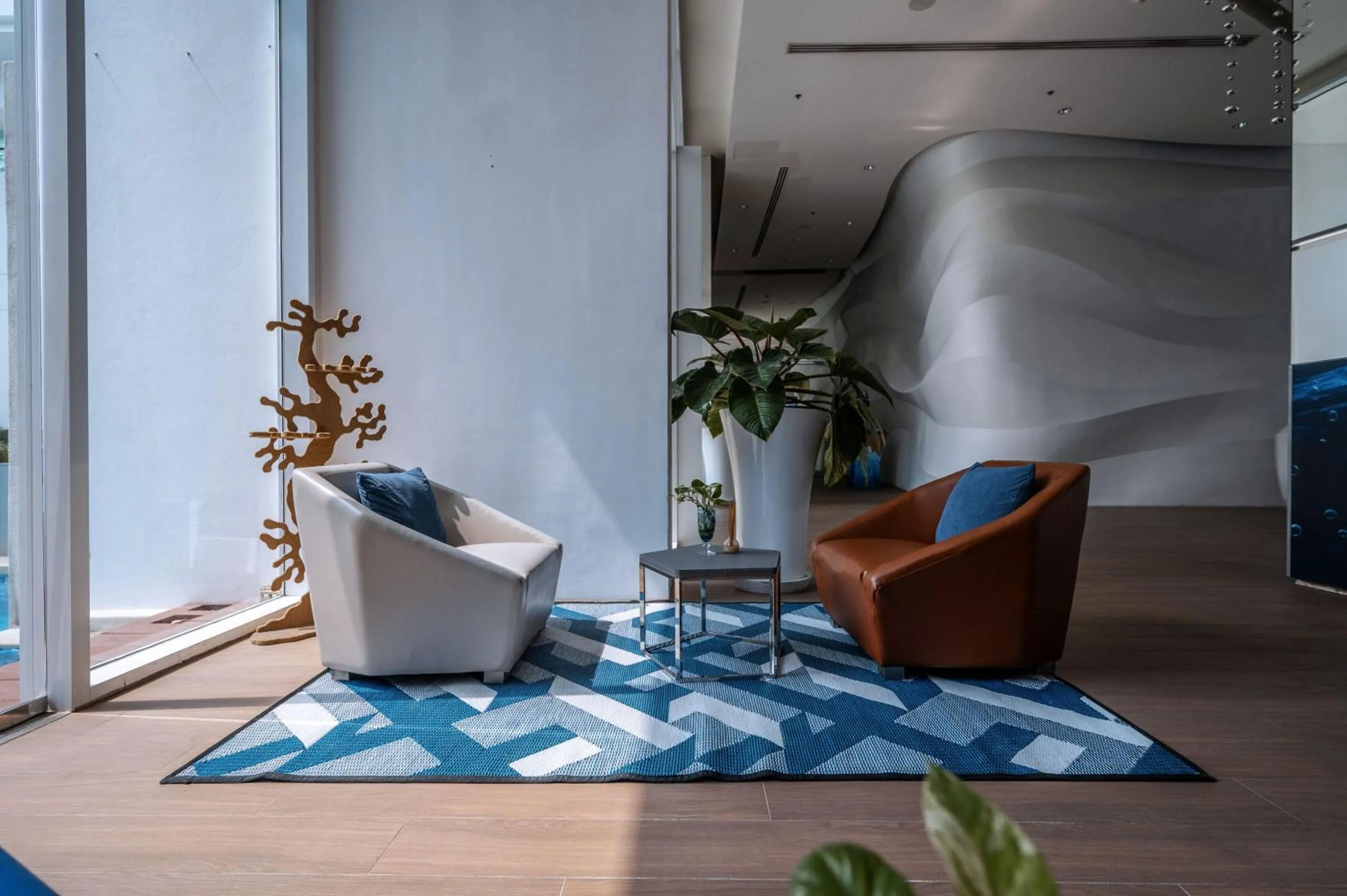 Lobby or reception in Hotel Baraquda Heeton Pattaya by Compass Hospitality