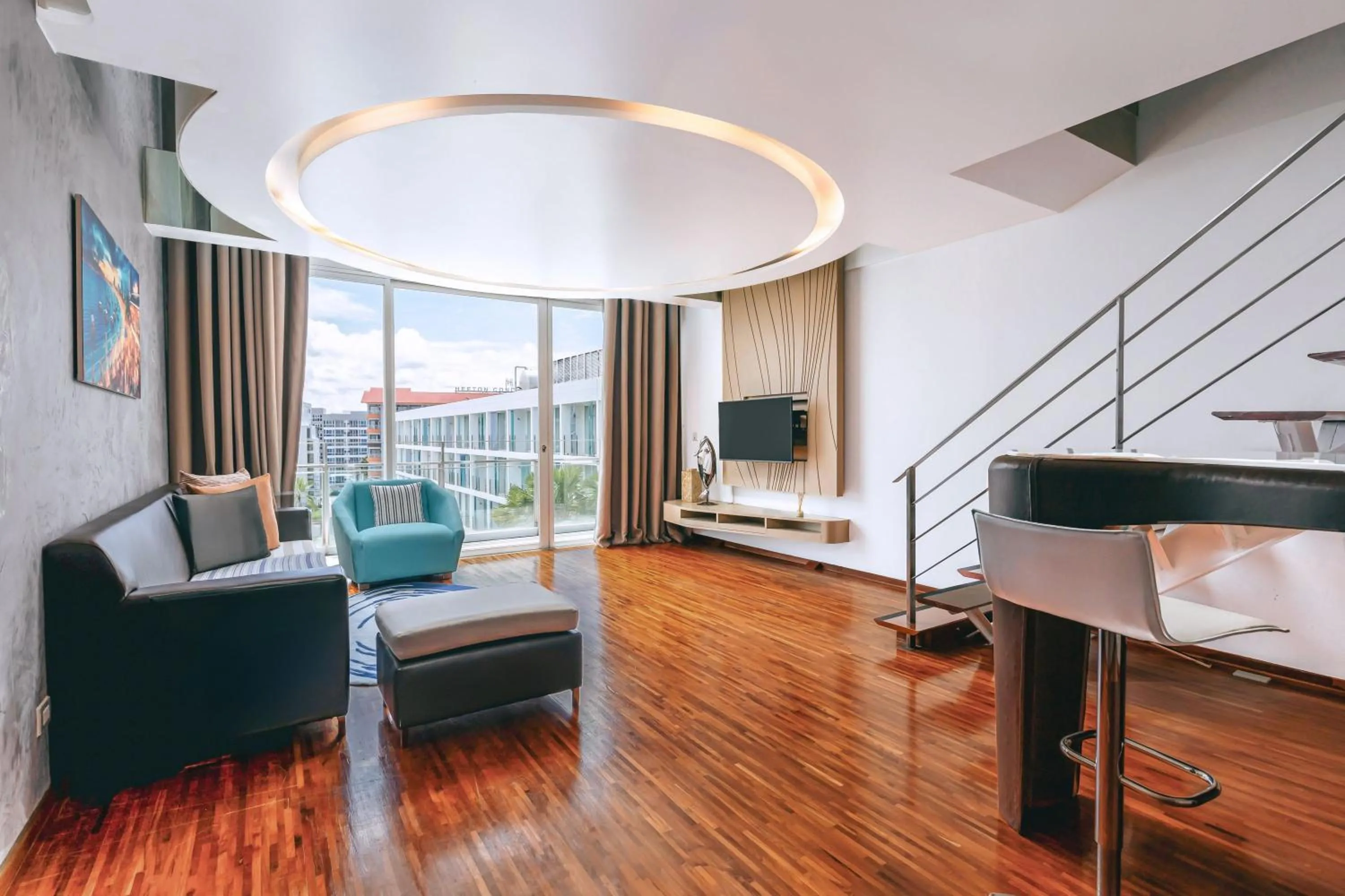 TV and multimedia in Hotel Baraquda Heeton Pattaya by Compass Hospitality