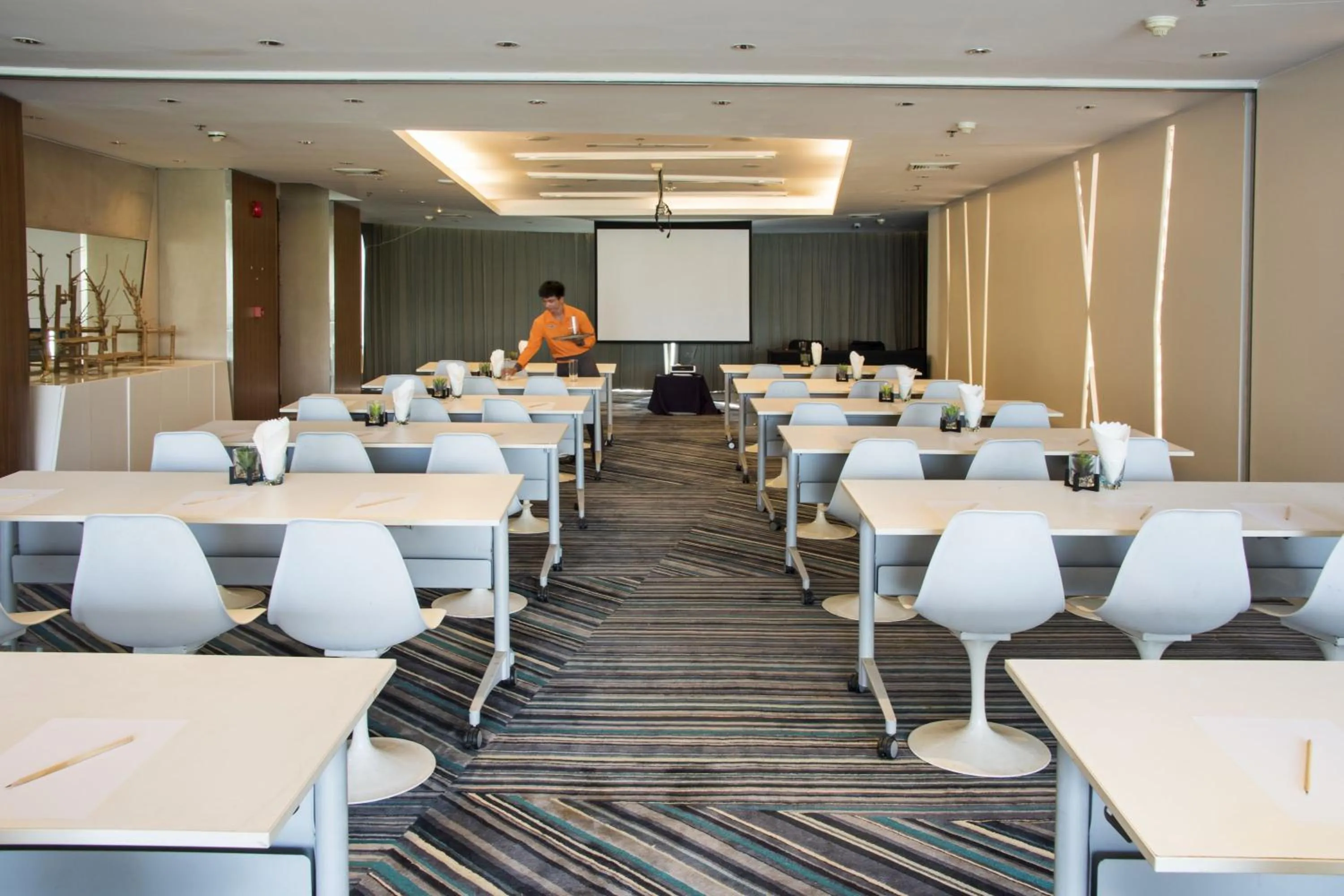 Meeting/conference room in Hotel Baraquda Heeton Pattaya by Compass Hospitality