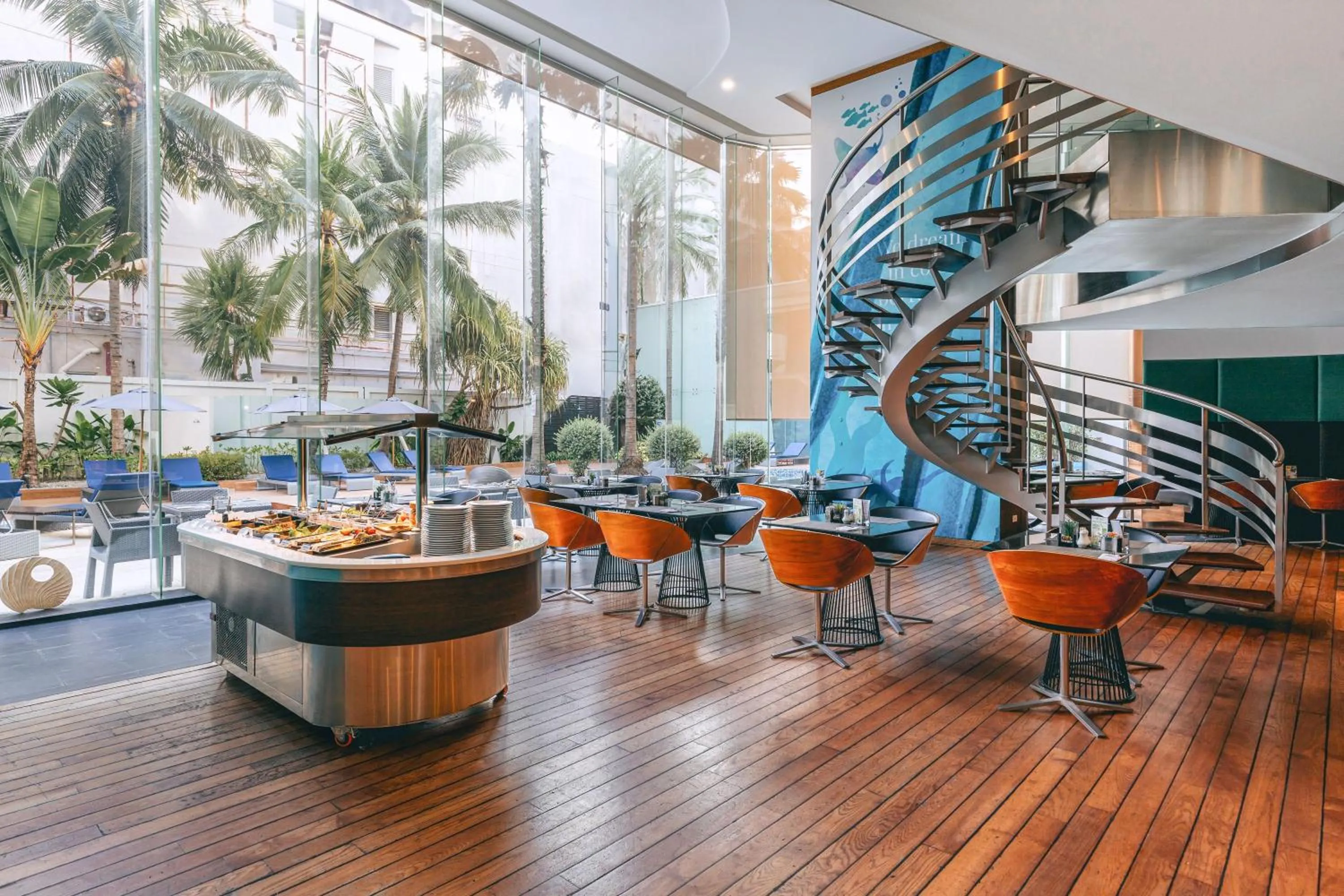 Restaurant/places to eat in Hotel Baraquda Heeton Pattaya by Compass Hospitality