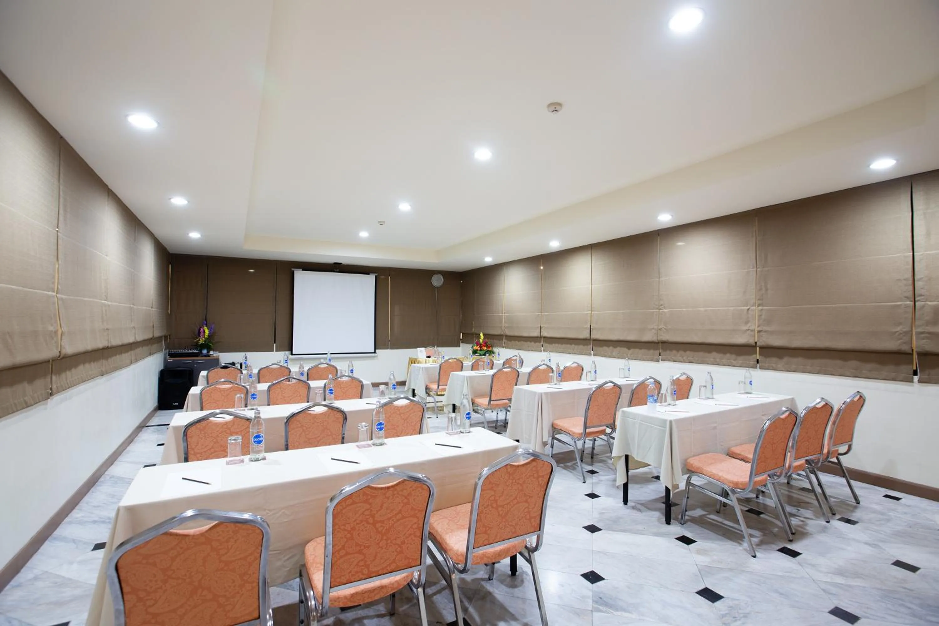 Meeting/conference room in Imm Hotel Thaphae Chiang Mai