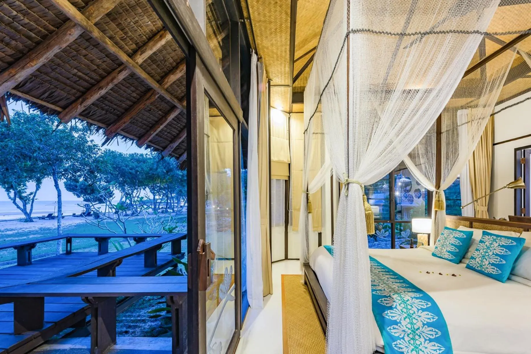 Balcony/Terrace, Bed in Koh Yao Yai Village