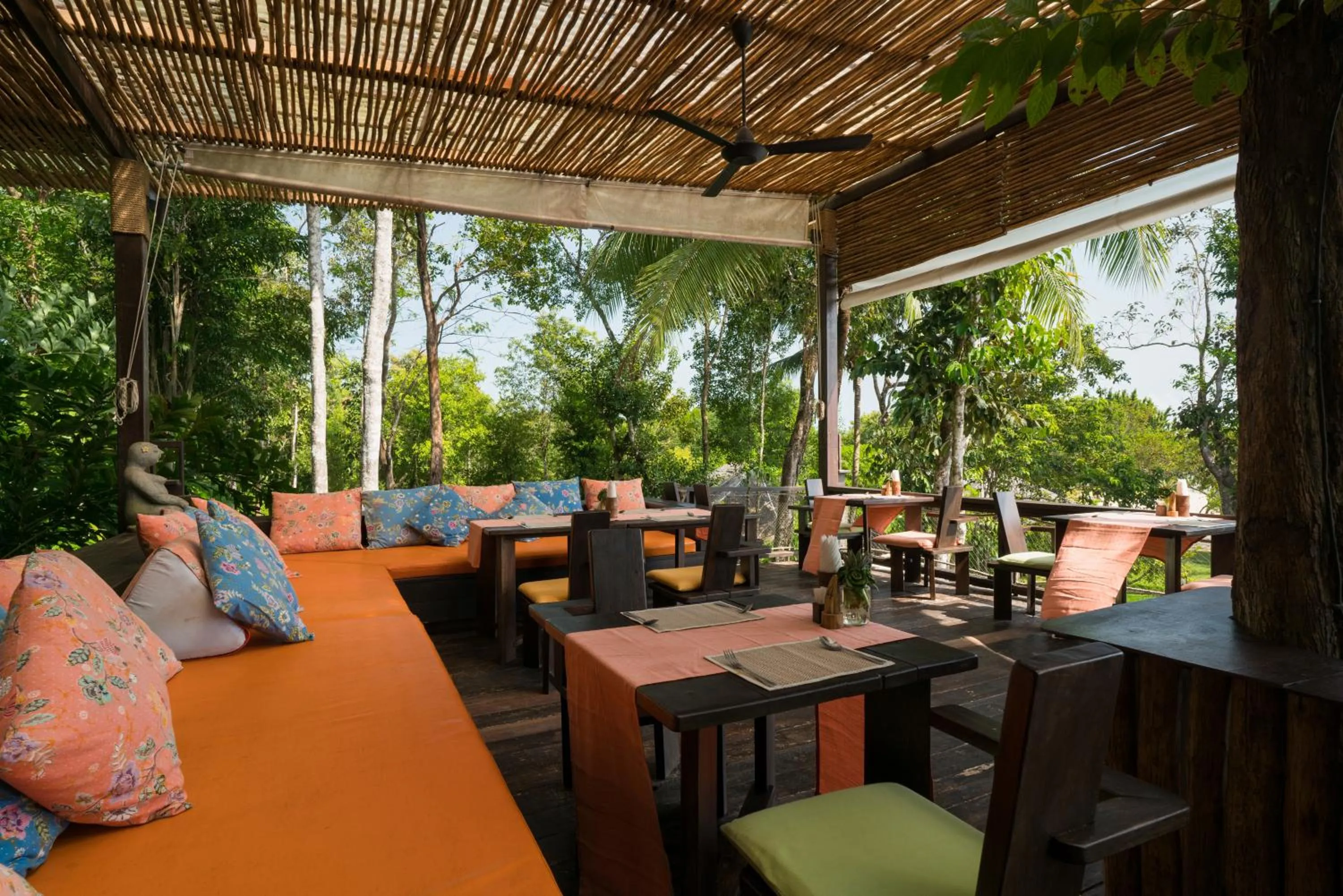 Restaurant/places to eat in Koh Yao Yai Village