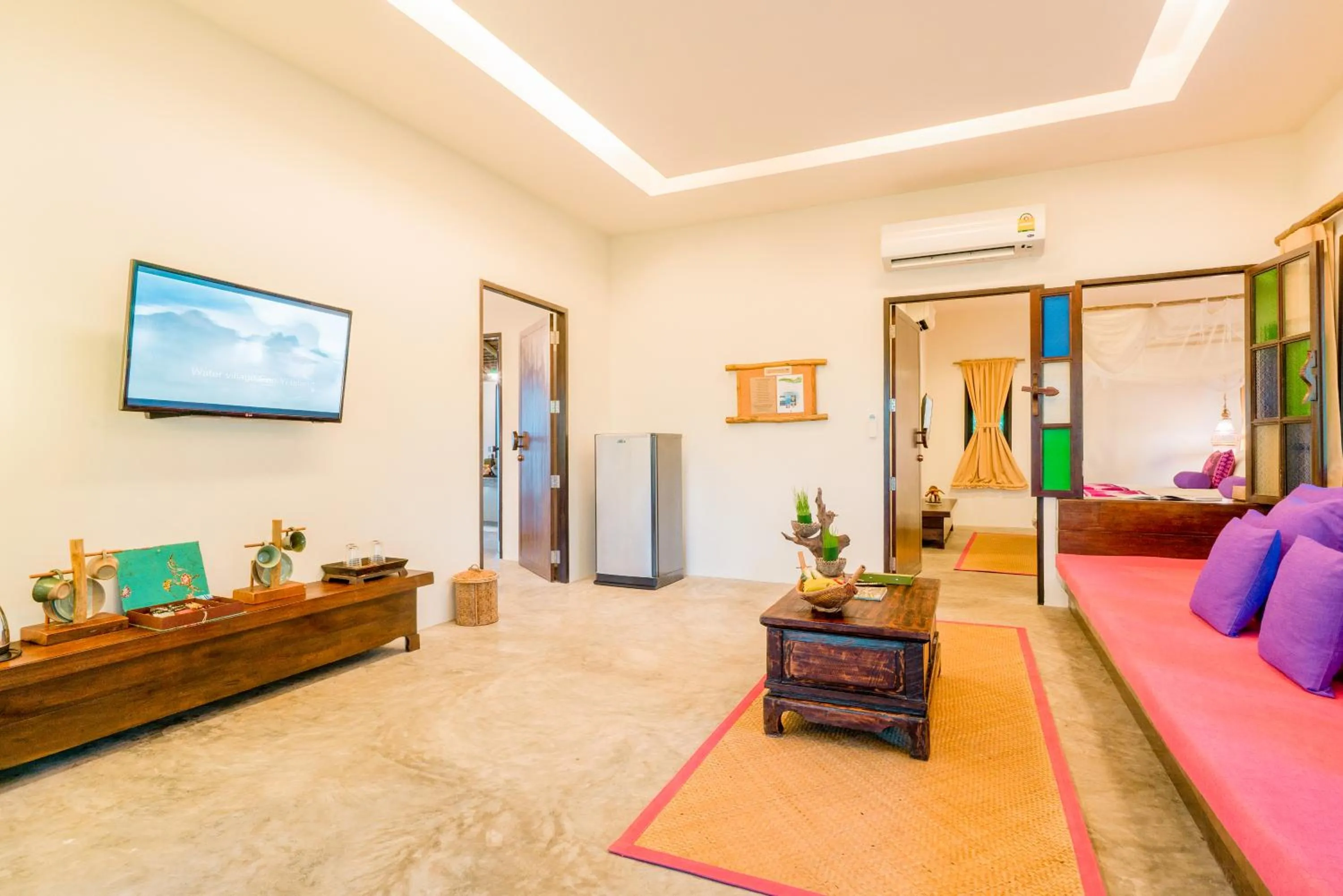 Communal lounge/ TV room in Koh Yao Yai Village