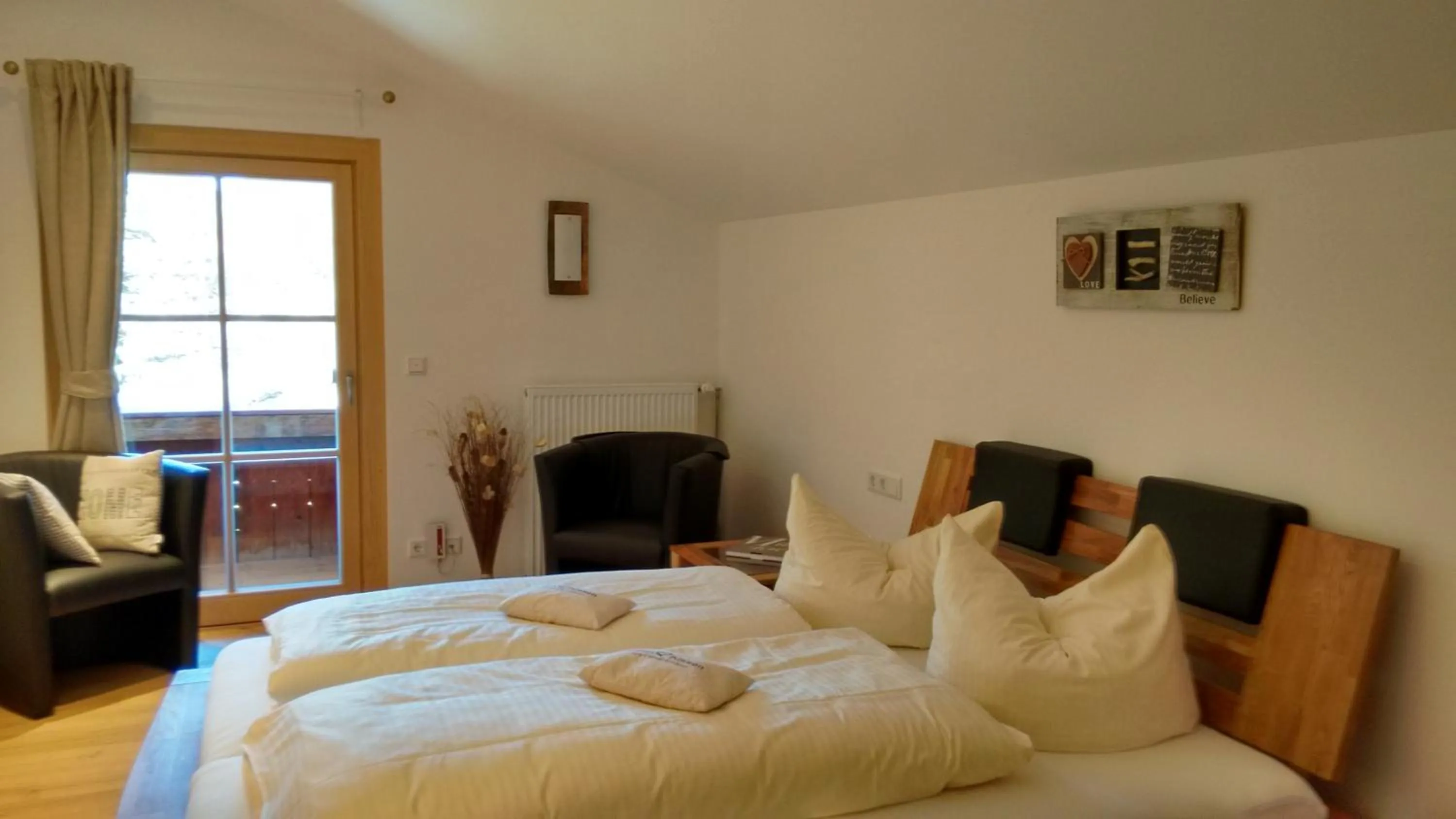 Garden view, Bed in Schwaigeralm