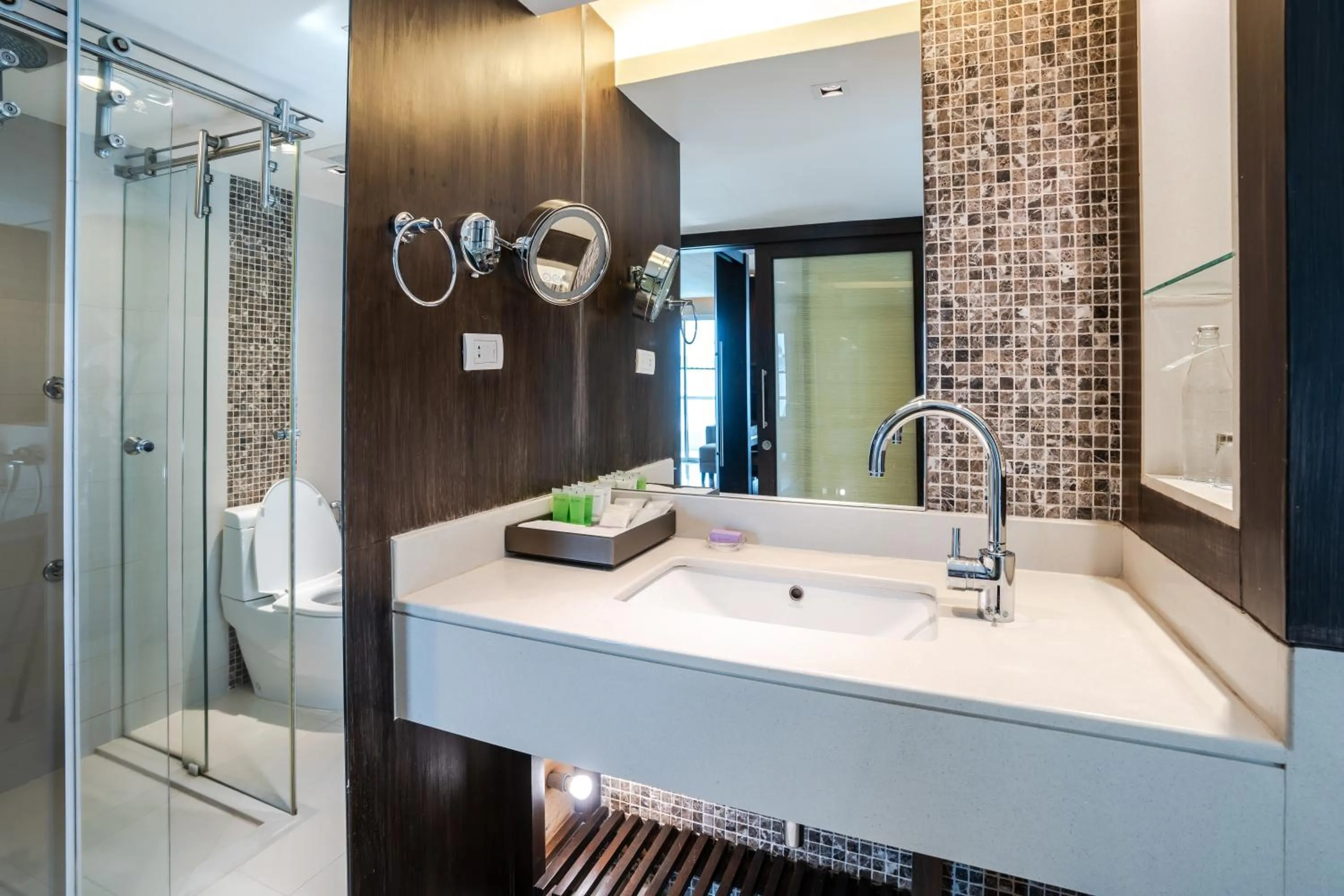 Shower in A-ONE Pattaya Beach Resort