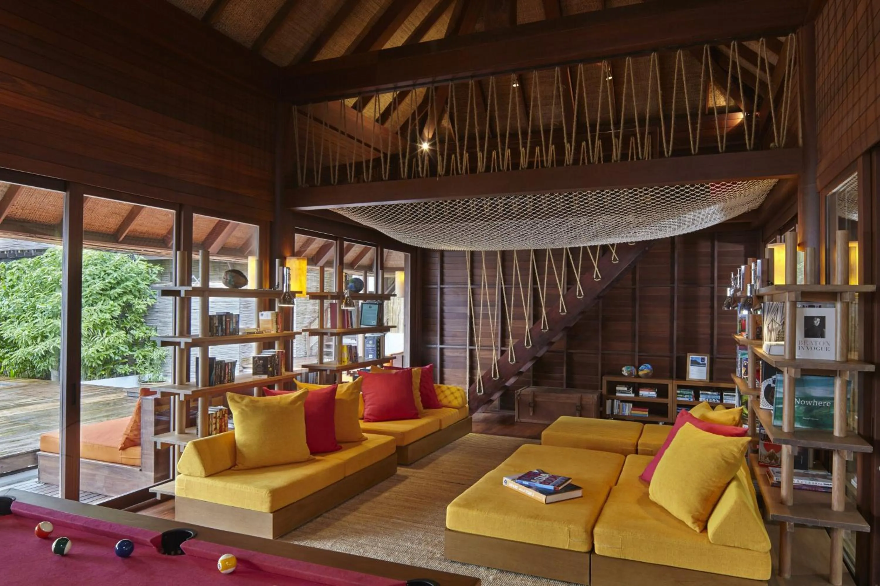 Communal lounge/ TV room in Six Senses Samui