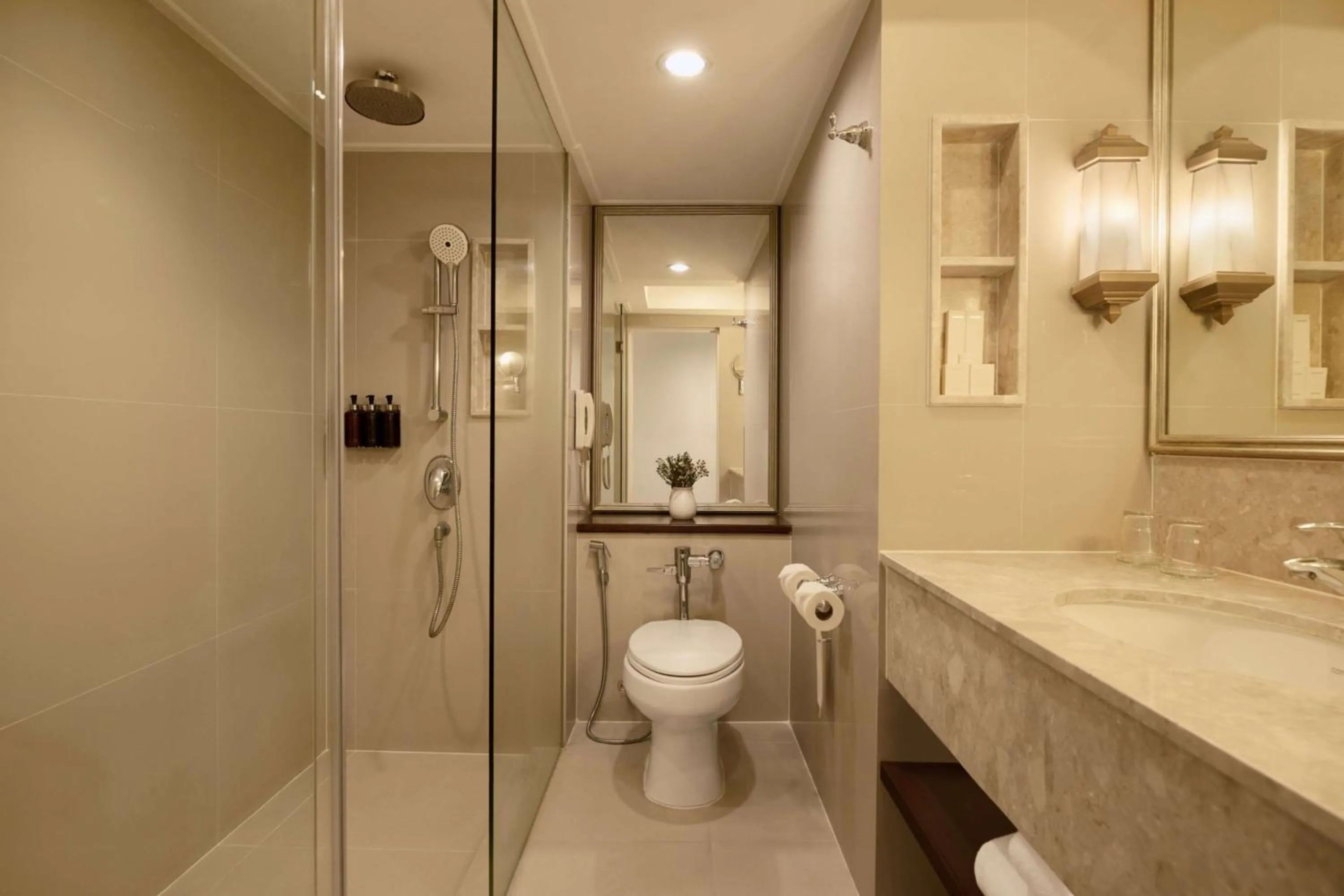 Bathroom in Dusit Thani Pattaya