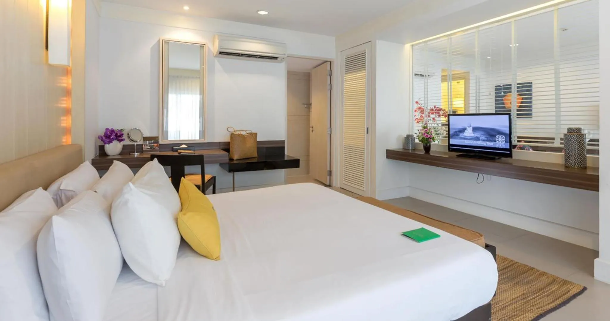 Bed in Sawaddi Patong Resort & Spa by Tolani