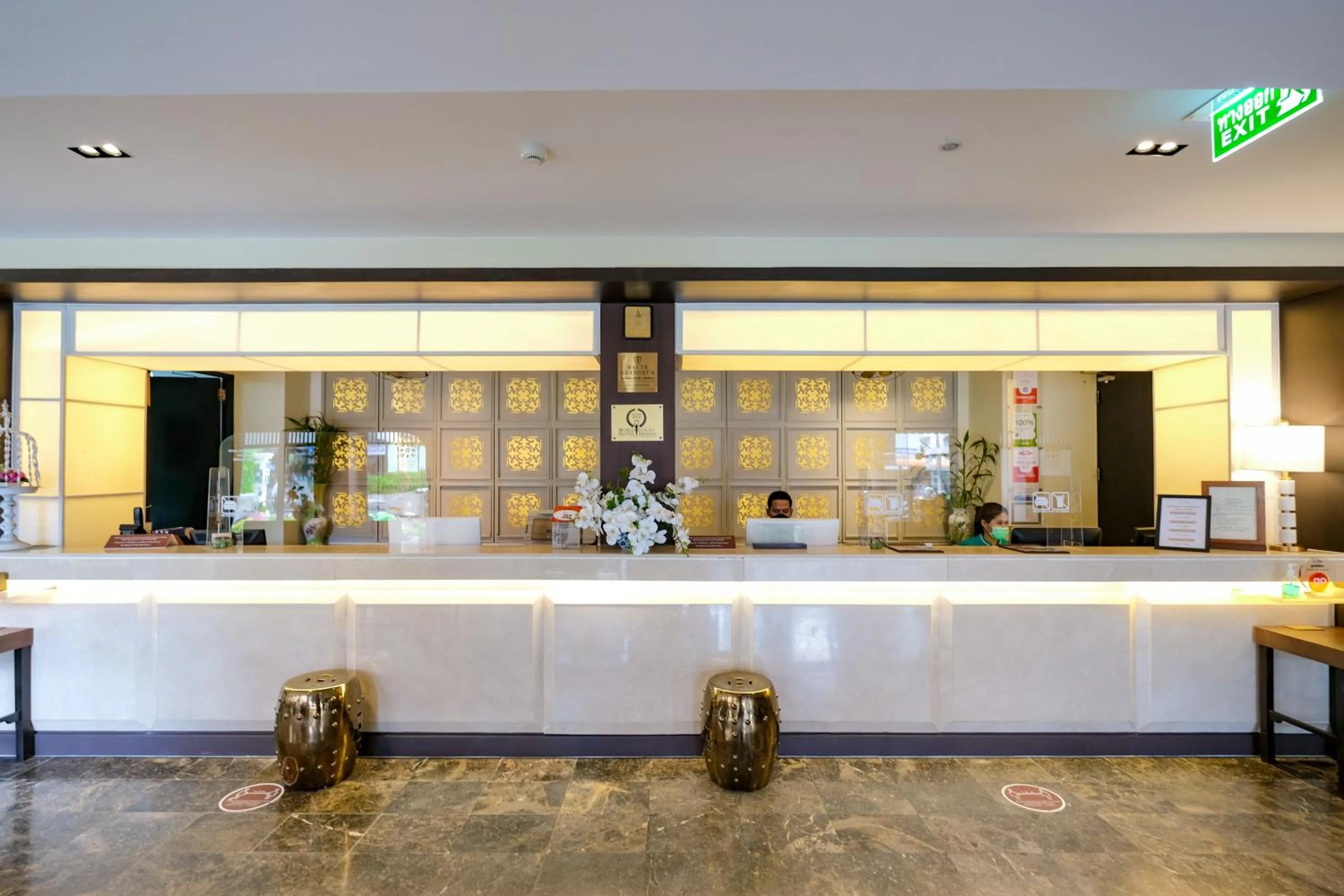 Lobby or reception in Sawaddi Patong Resort & Spa by Tolani
