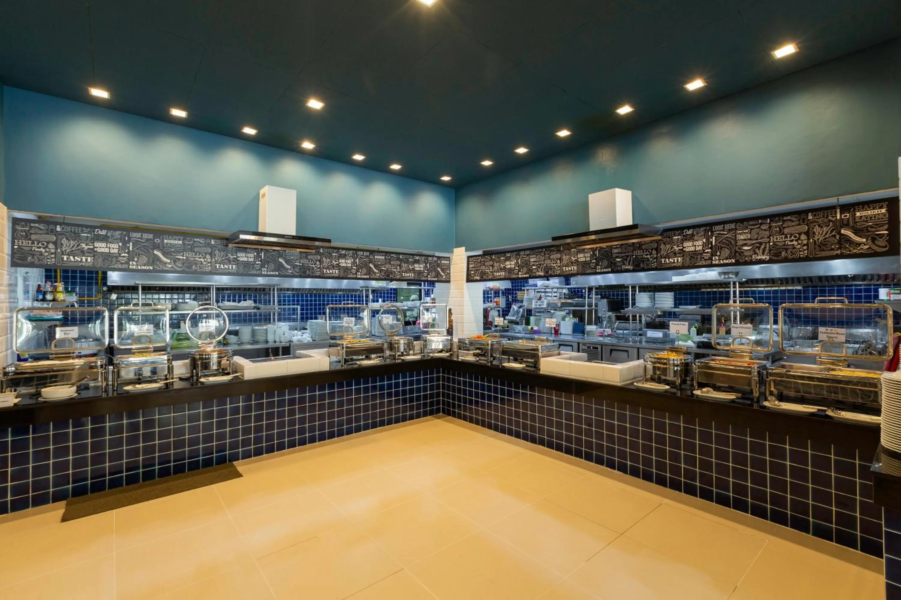 Restaurant/places to eat in Sunwing Kamala Beach