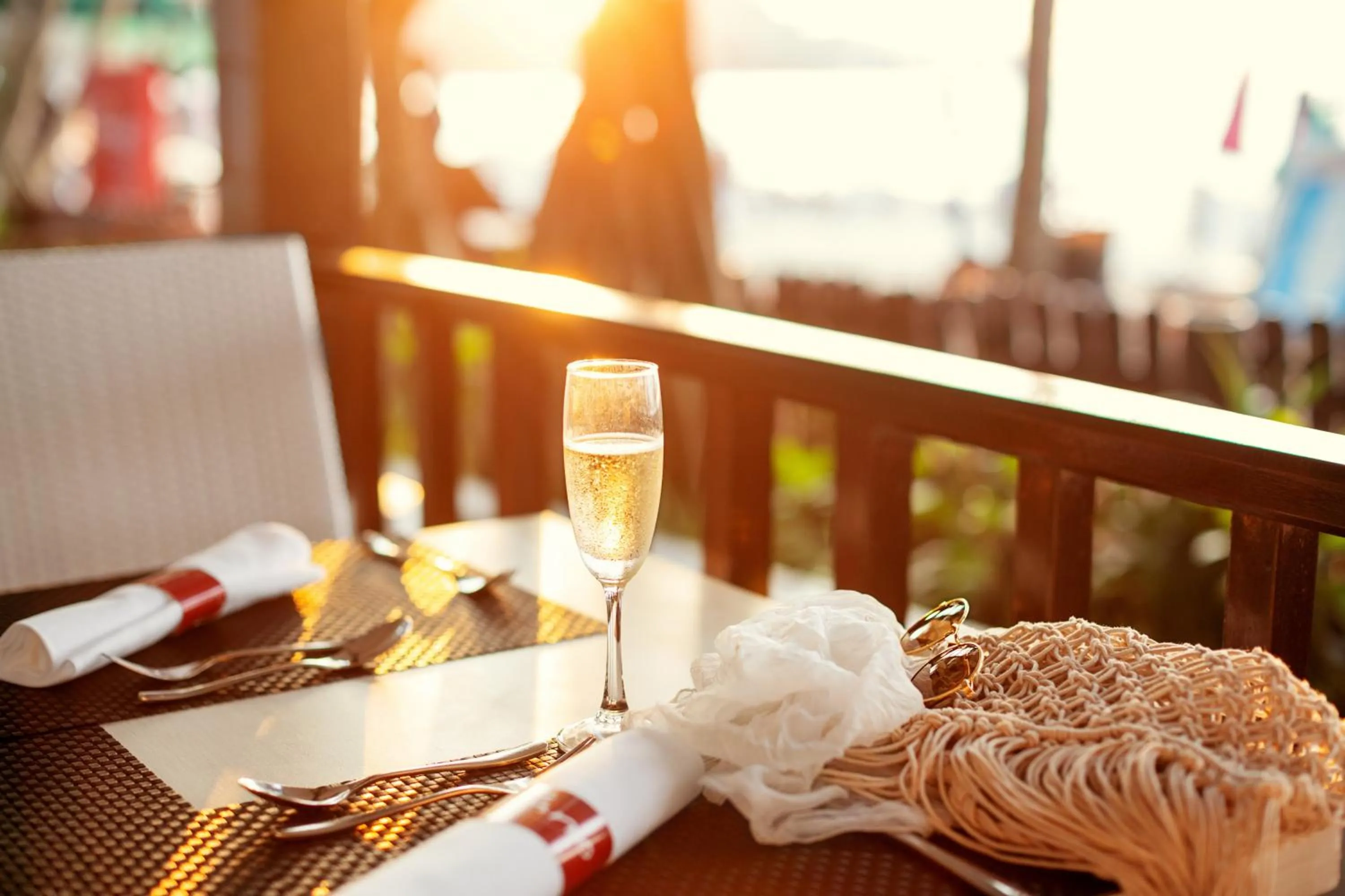 Restaurant/places to eat in Sunwing Kamala Beach