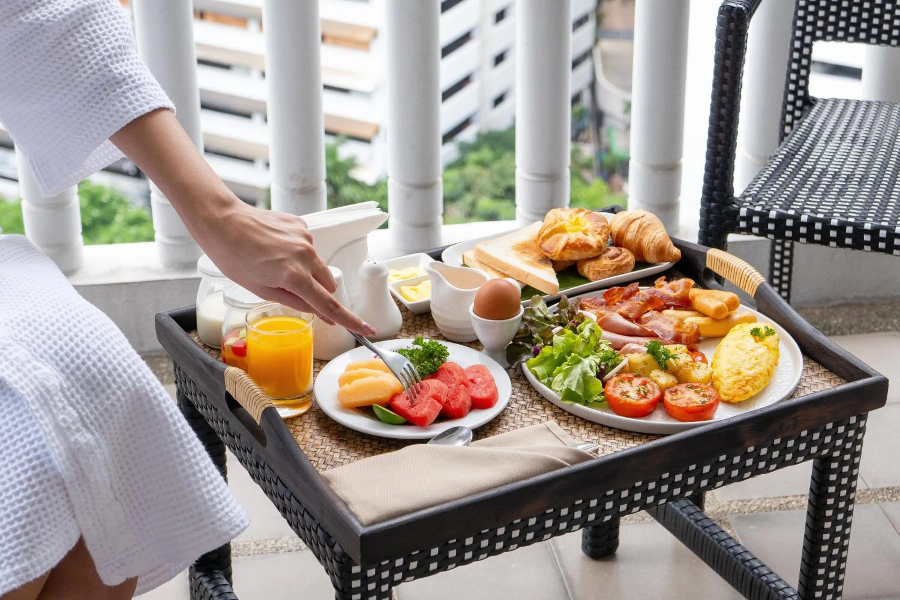 Breakfast in PARKROYAL Suites Bangkok
