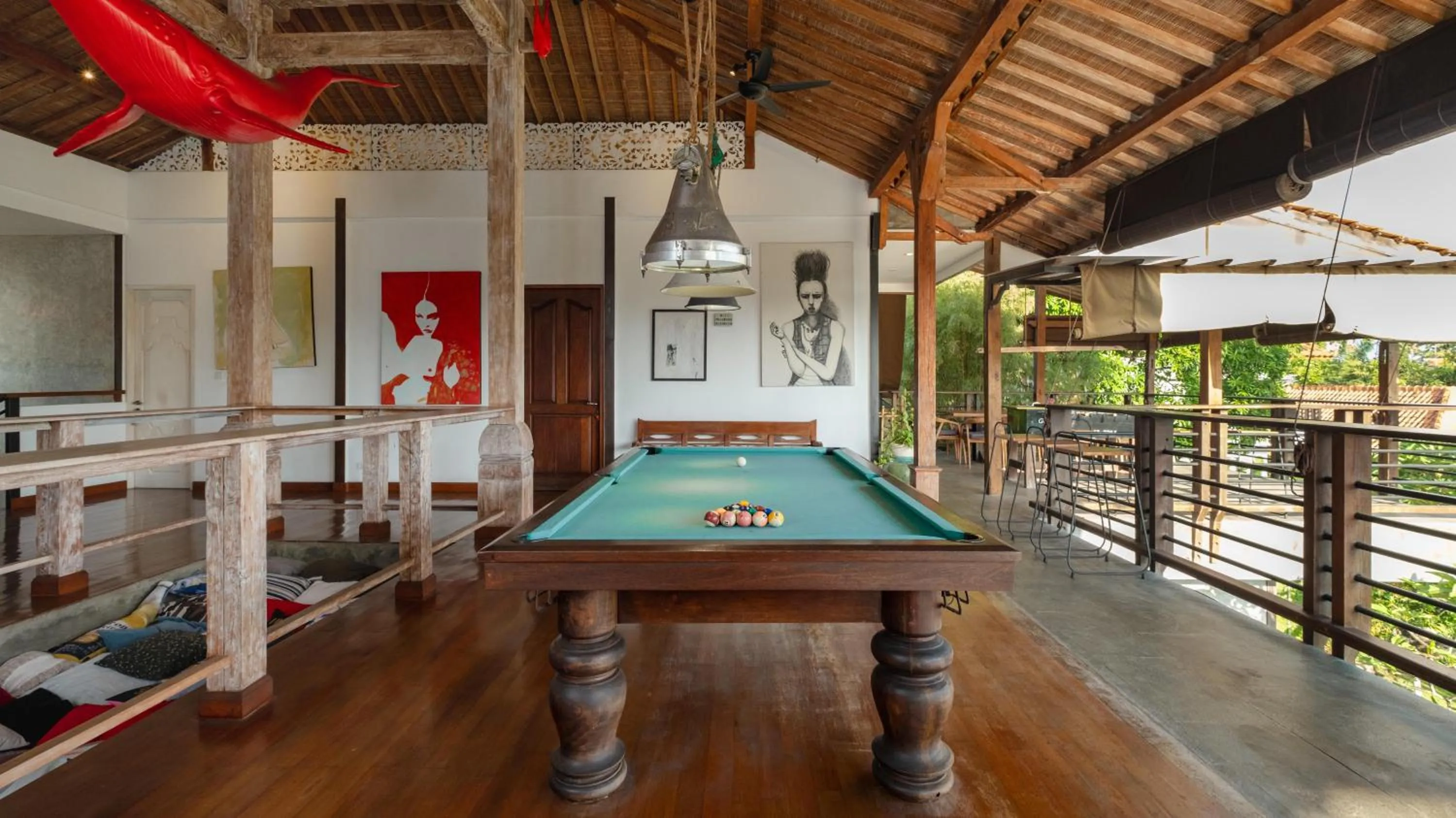 Billiard in NicoNico Mansion by Villa Finder