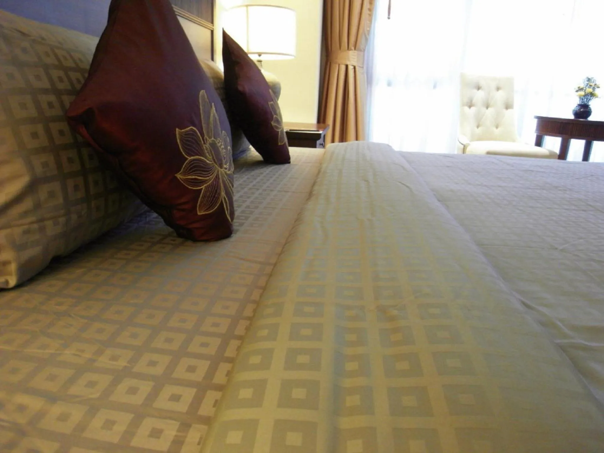 Bed in De Arni Hotel (SHA Extra Plus)