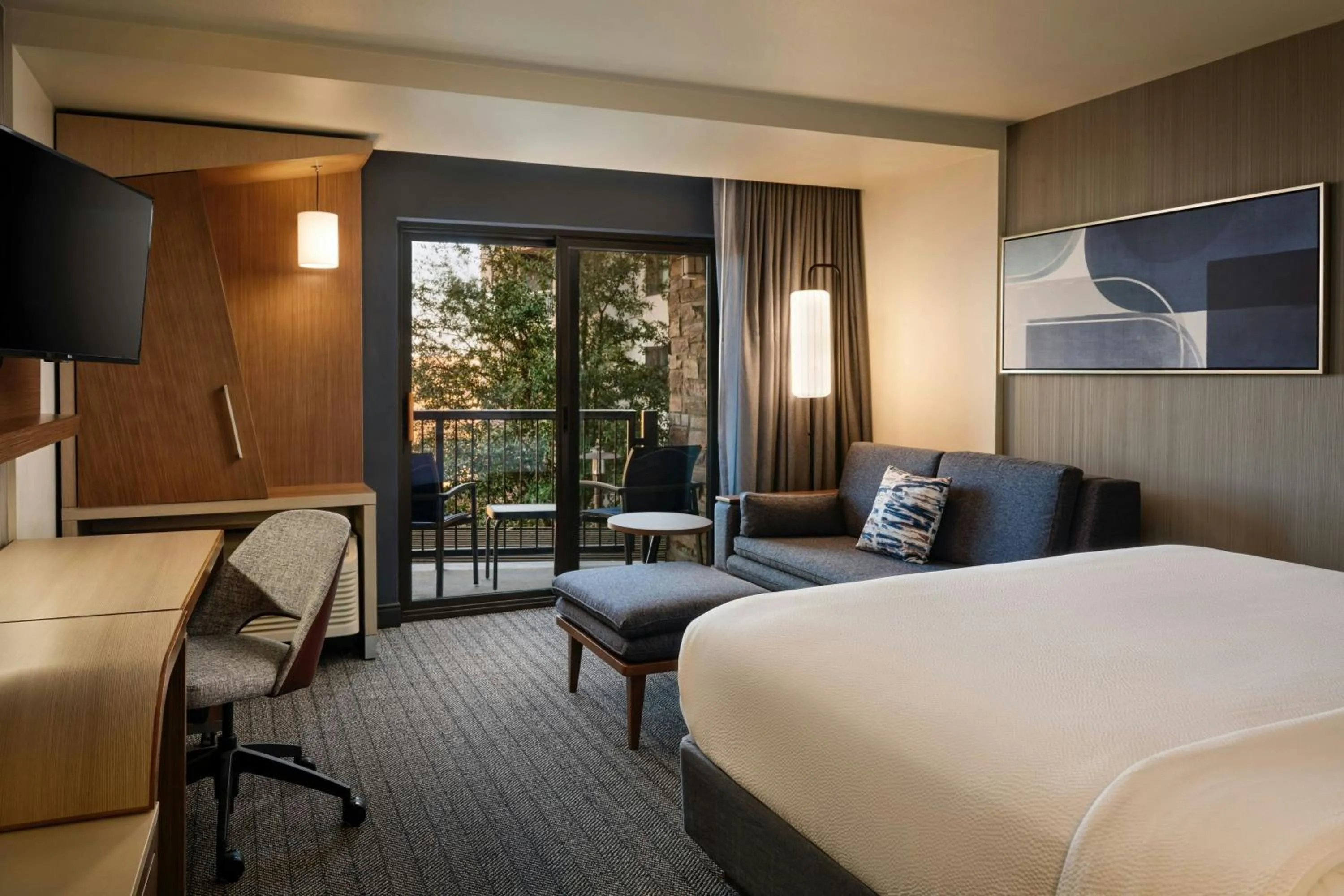 Photo of the whole room, Bed in Courtyard by Marriott Fort Worth Alliance Town Center