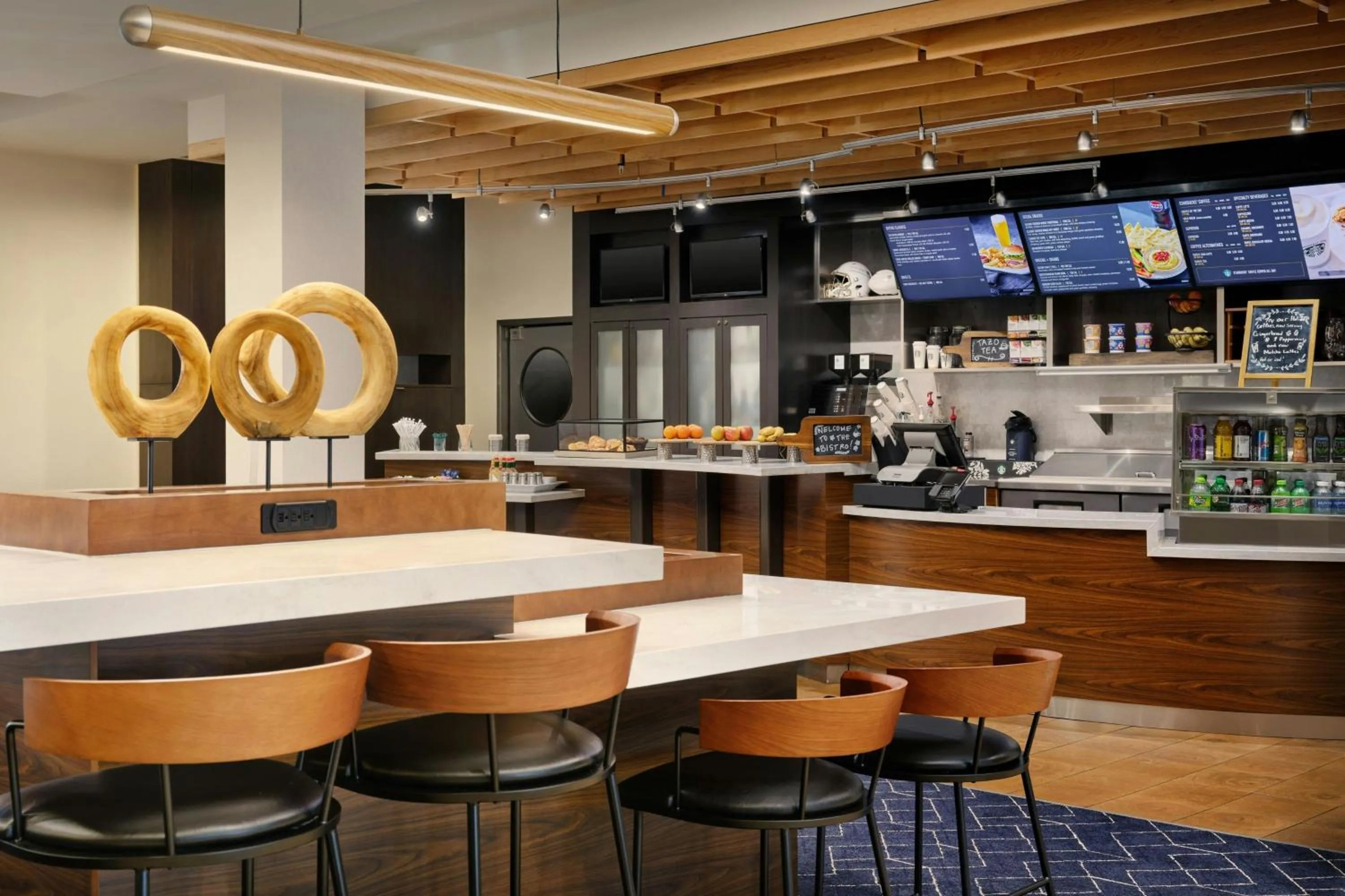 Restaurant/places to eat in Courtyard by Marriott Fort Worth Alliance Town Center