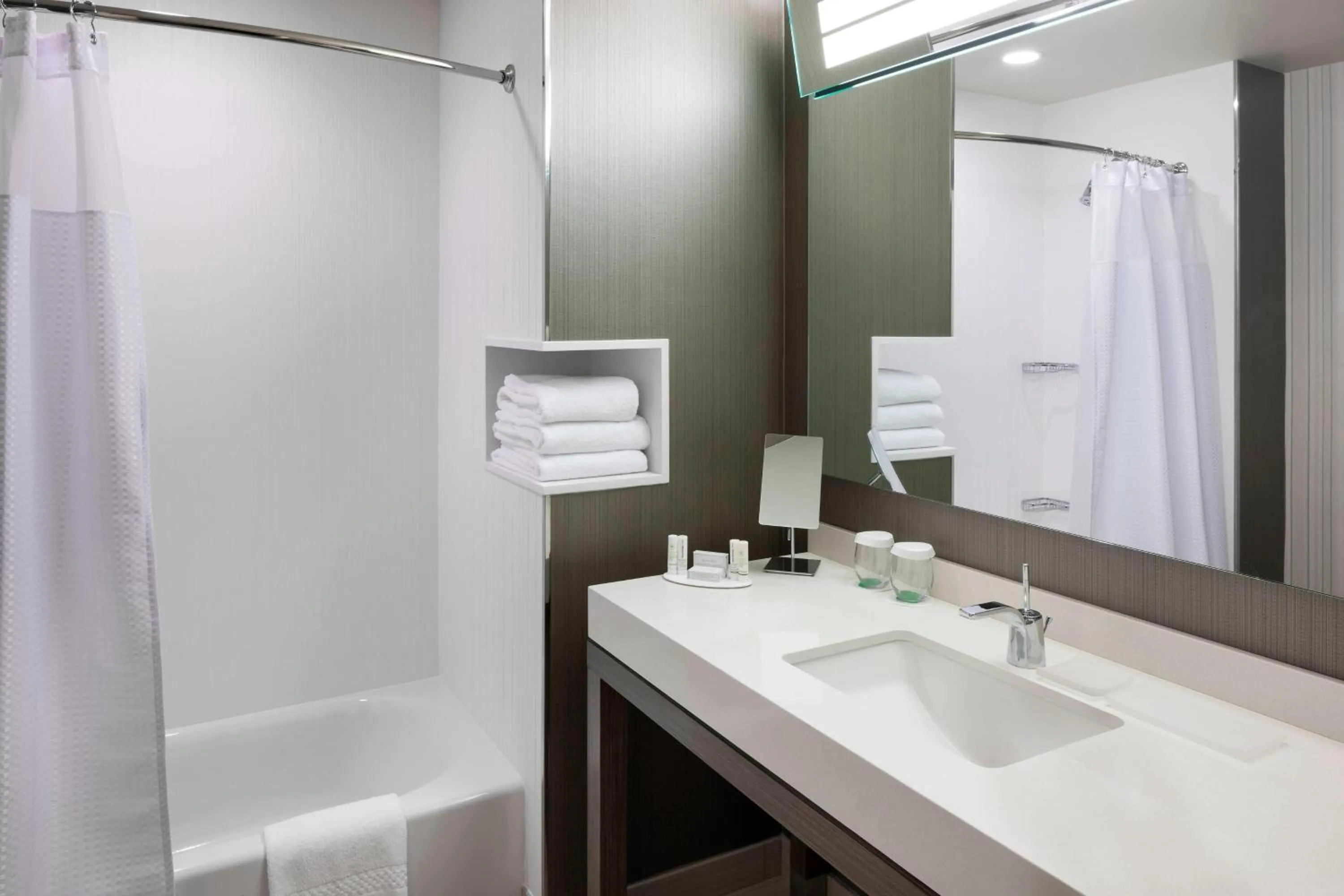 Bathroom in Courtyard by Marriott Fort Worth Alliance Town Center