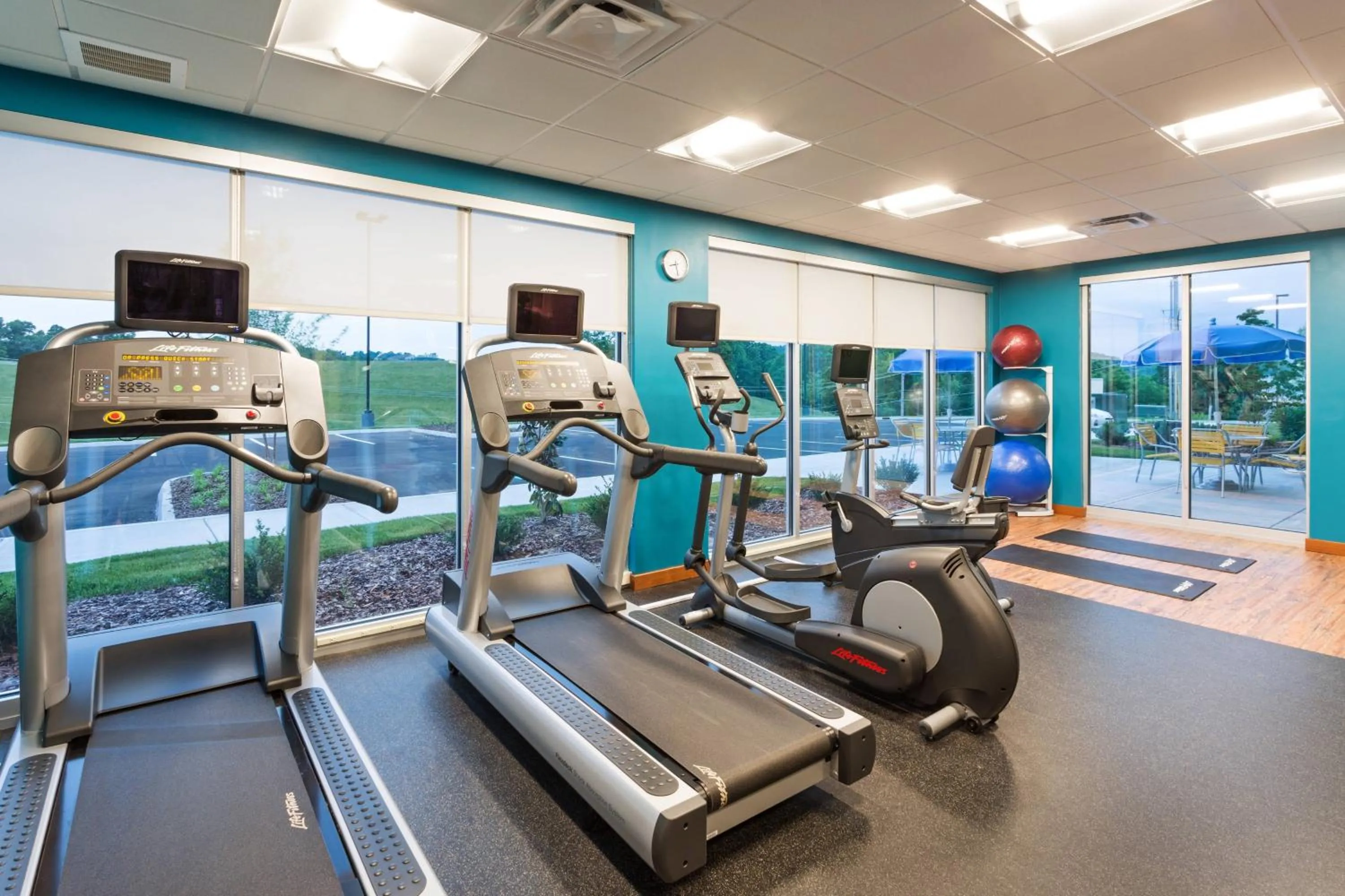 Fitness centre/facilities in Fairfield Inn & Suites by Marriott Johnson City