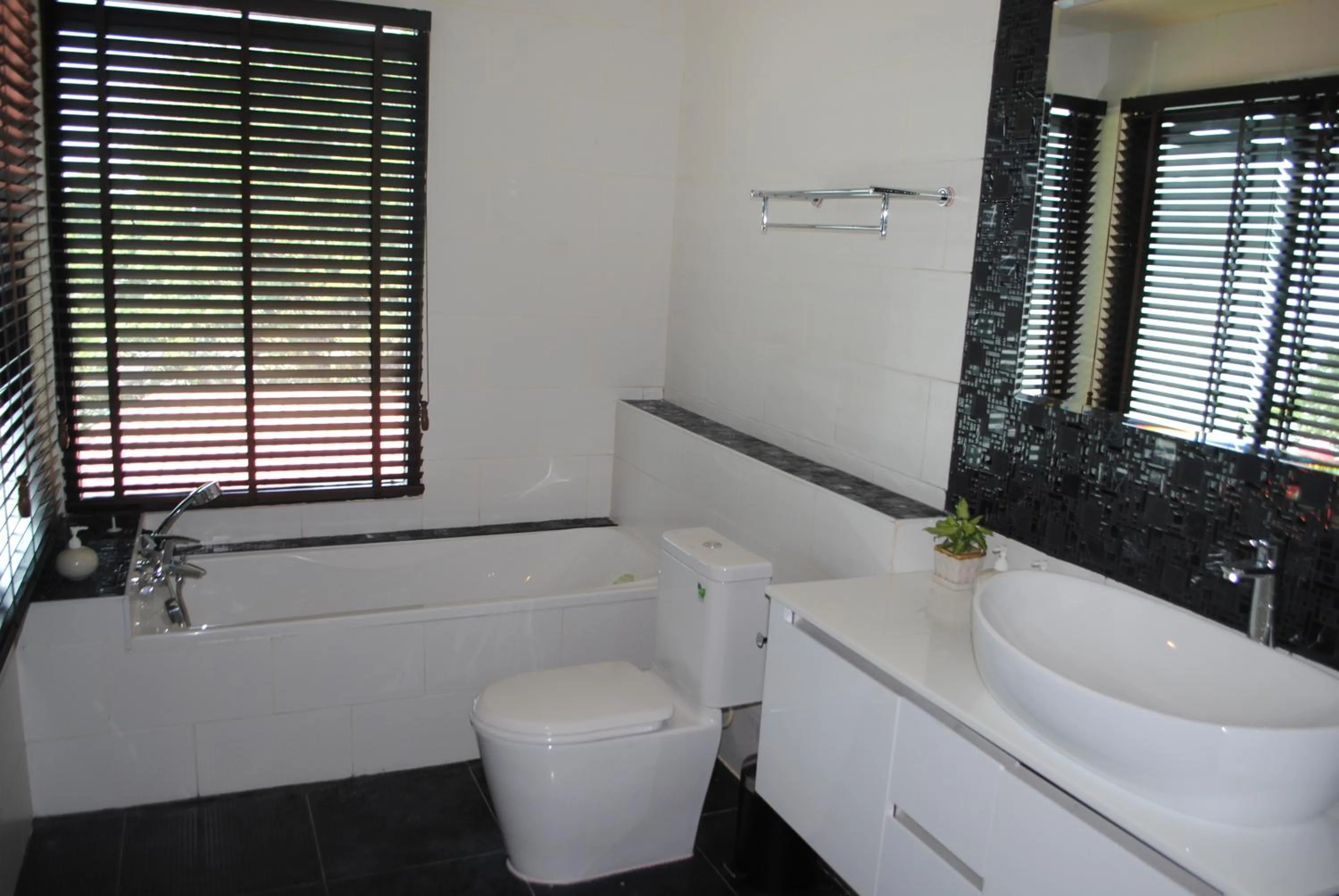 Shower in Monsane River Kwai Resort