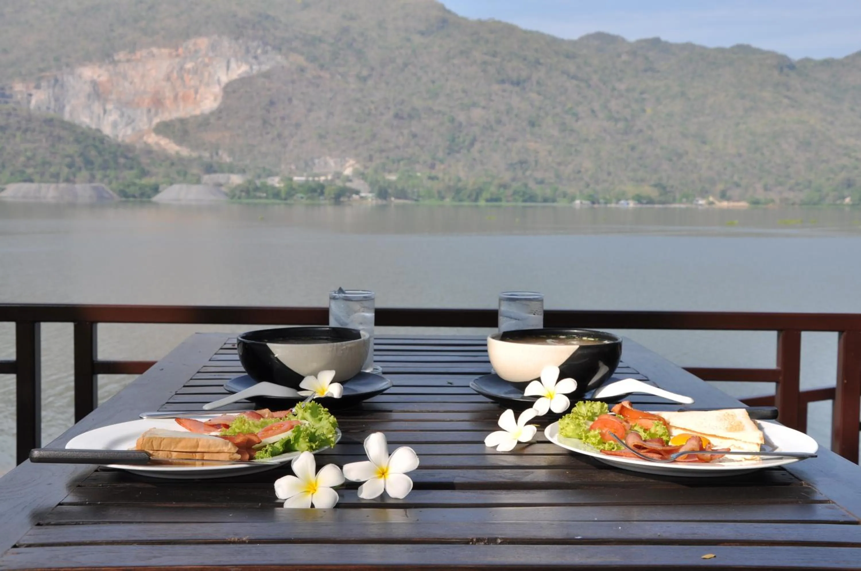 Food in Monsane River Kwai Resort