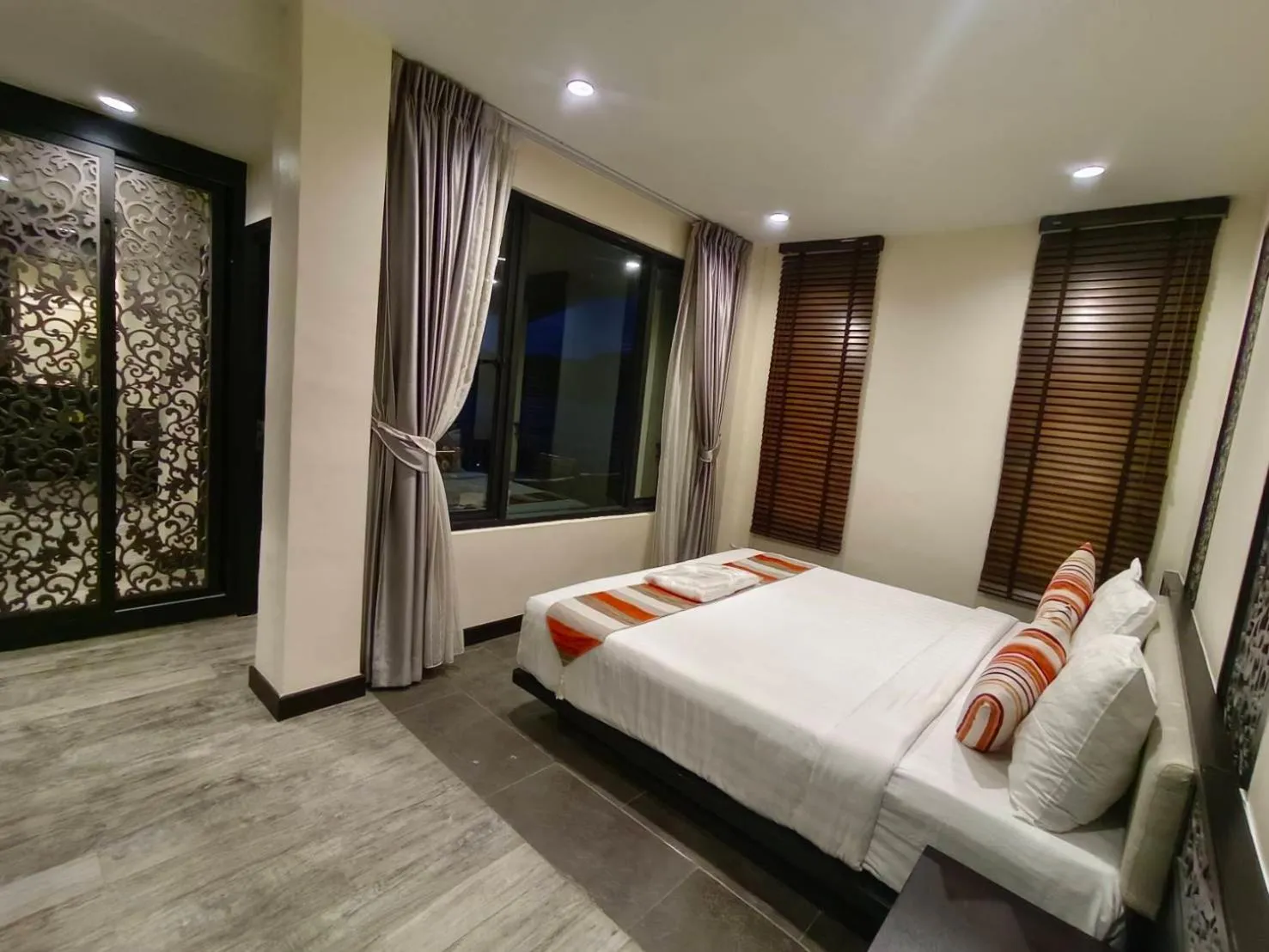 Bed in Monsane River Kwai Resort