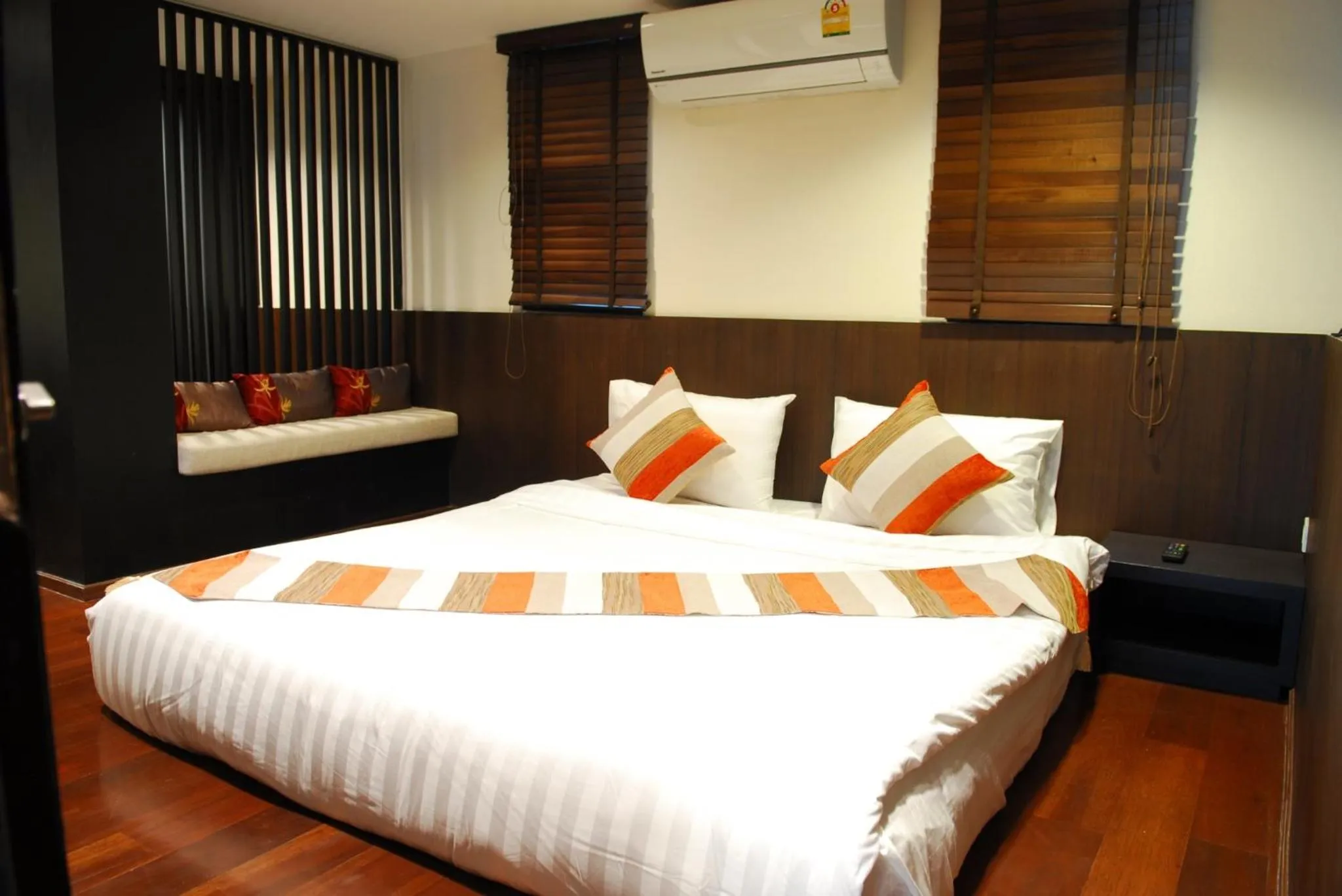 Bed in Monsane River Kwai Resort
