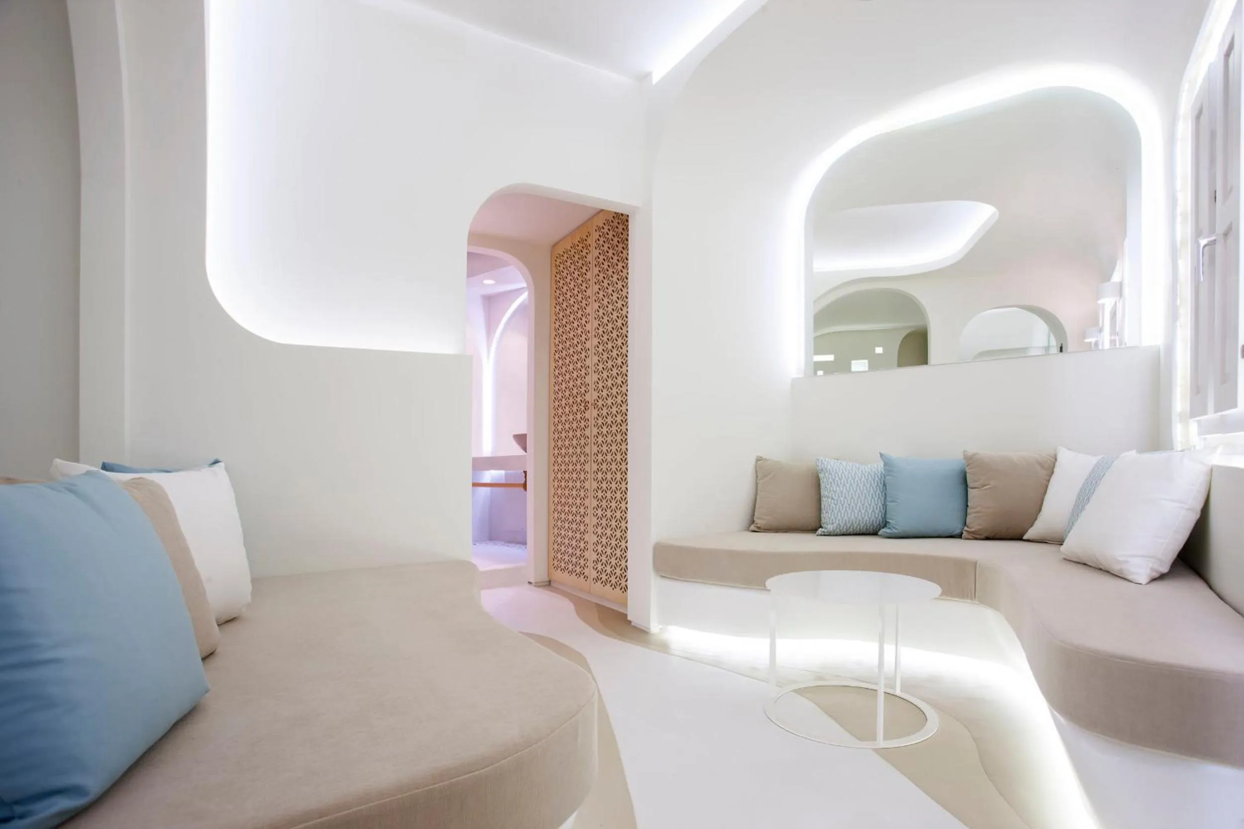 Living room, Bed in Andronikos Santorini