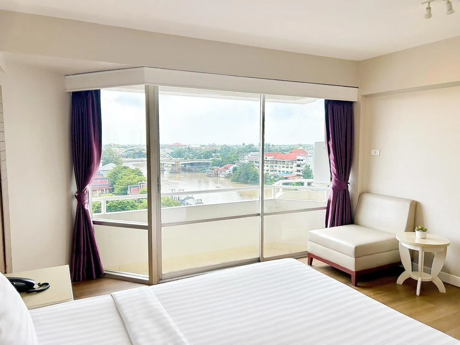 River view, Bed in Ayothaya Riverside Hotel