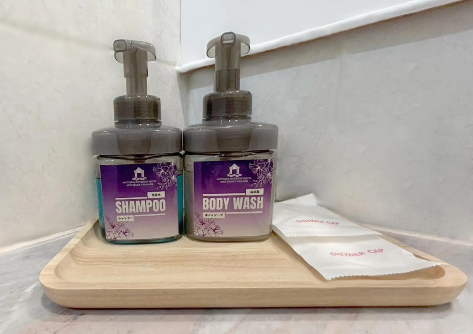 Toilet in Ayothaya Riverside Hotel