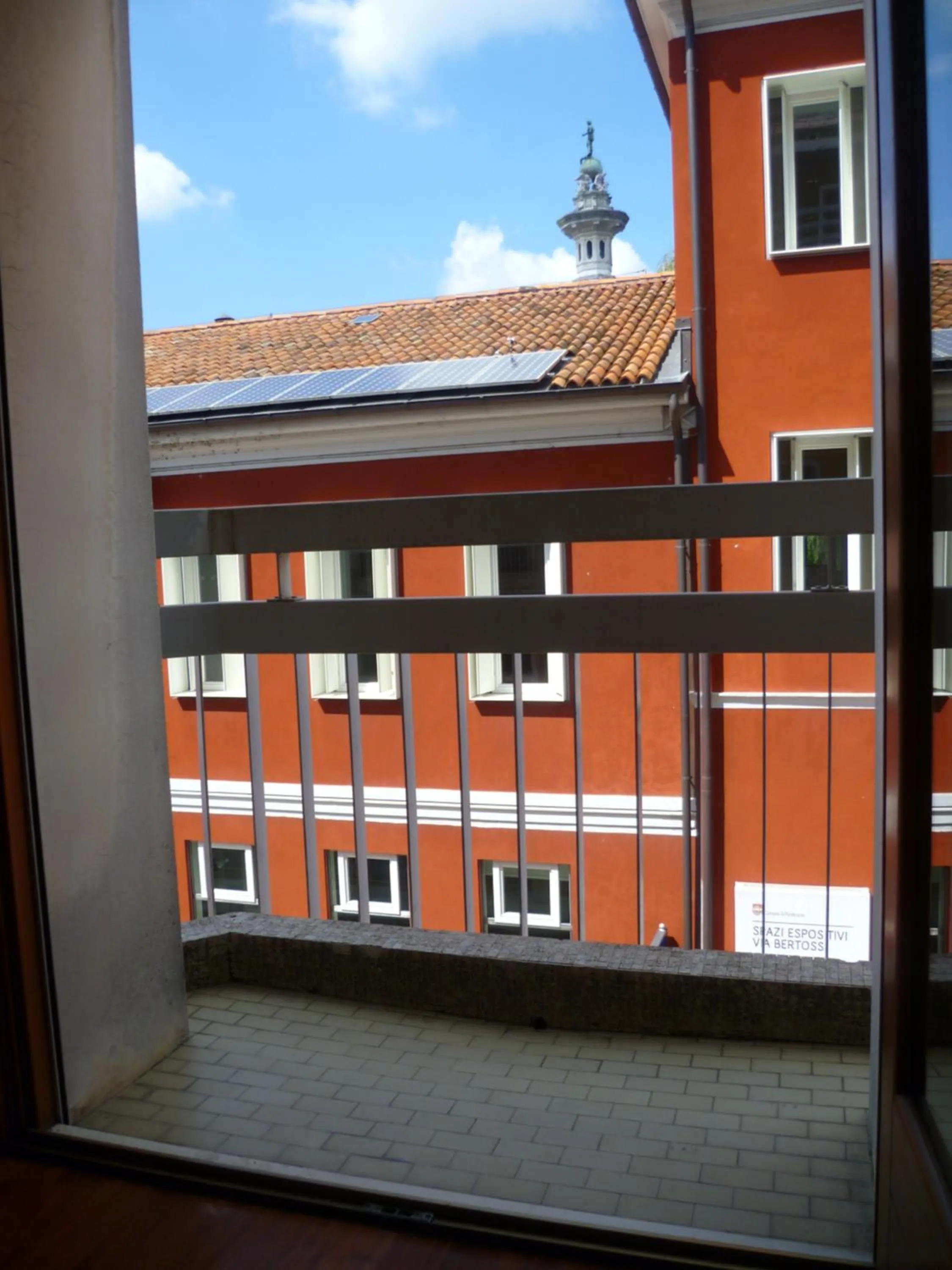 Garden view in Hotel Minerva