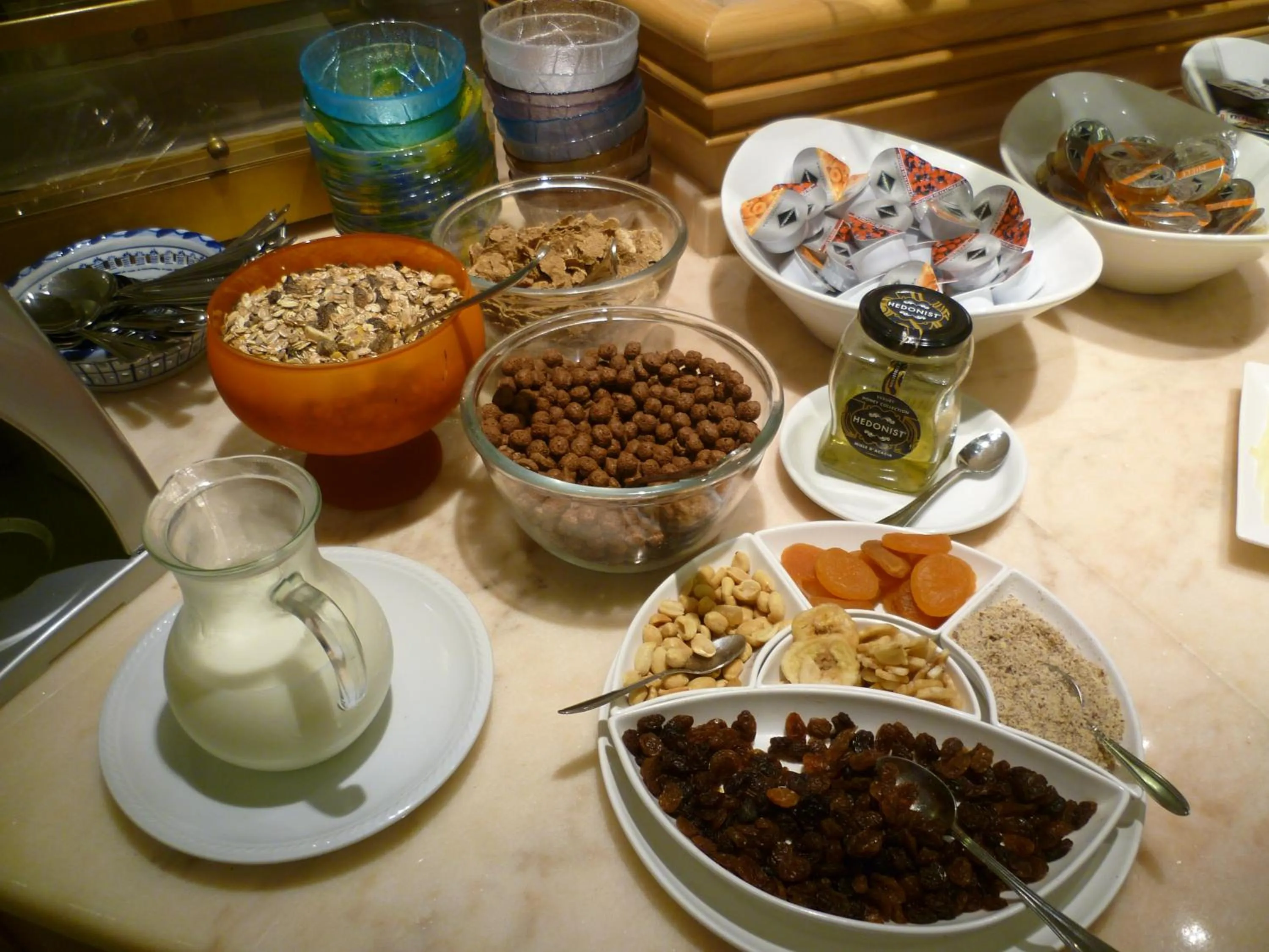 Buffet breakfast in Hotel Minerva