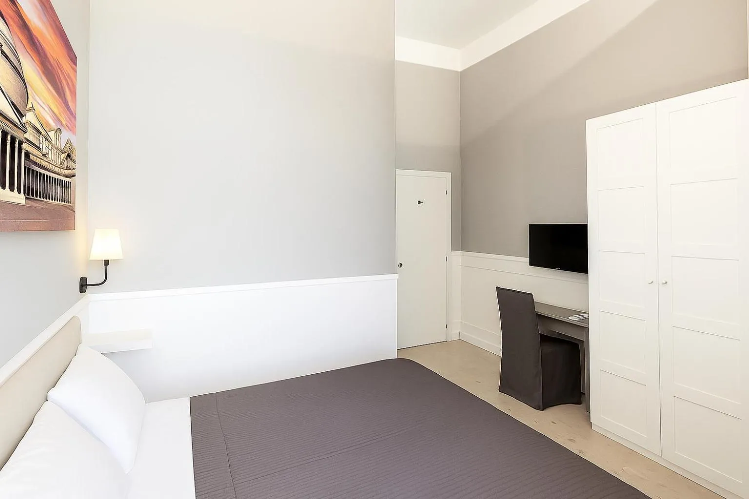 Bed in Piazza Bovio 22