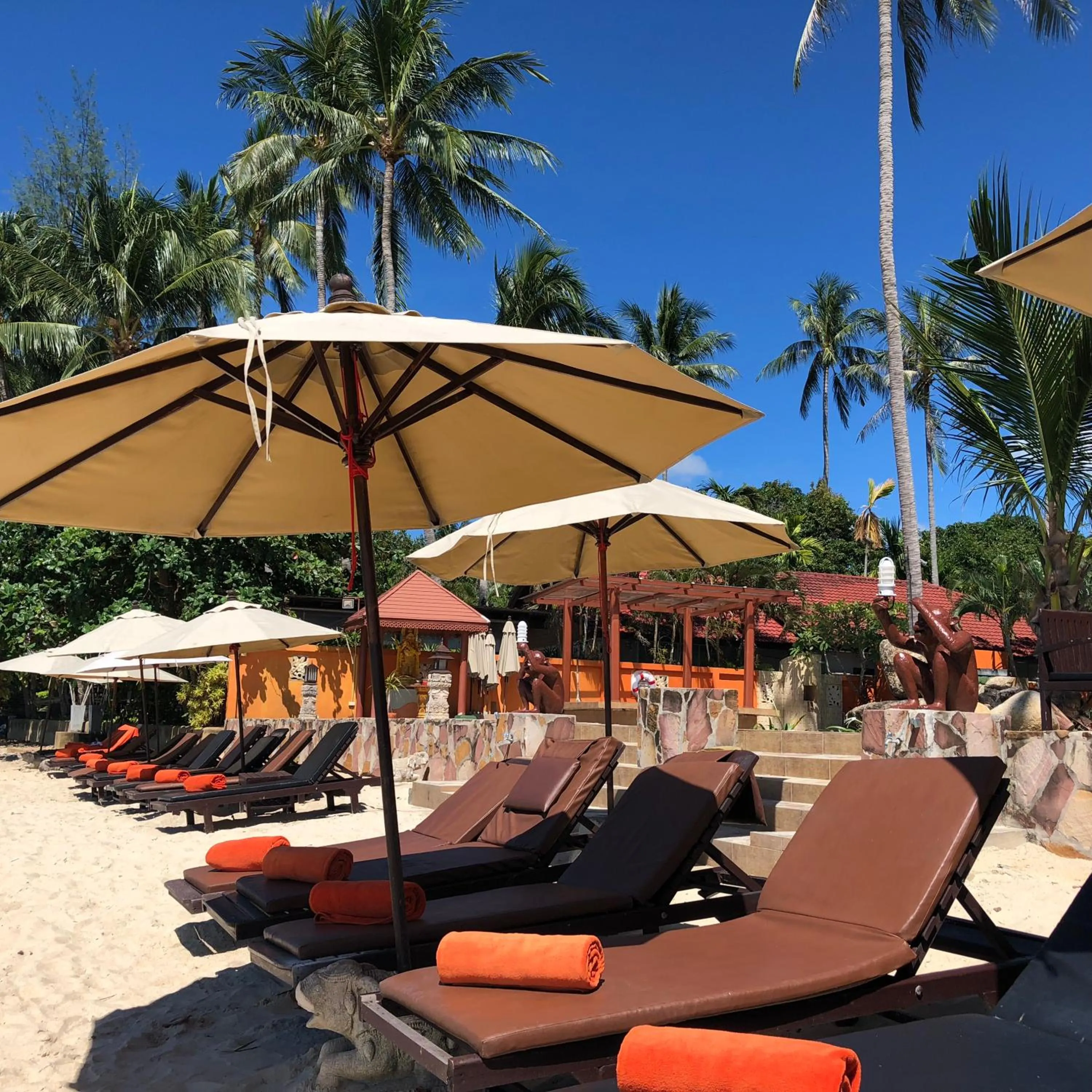 Beach in Kanok Buri Resort