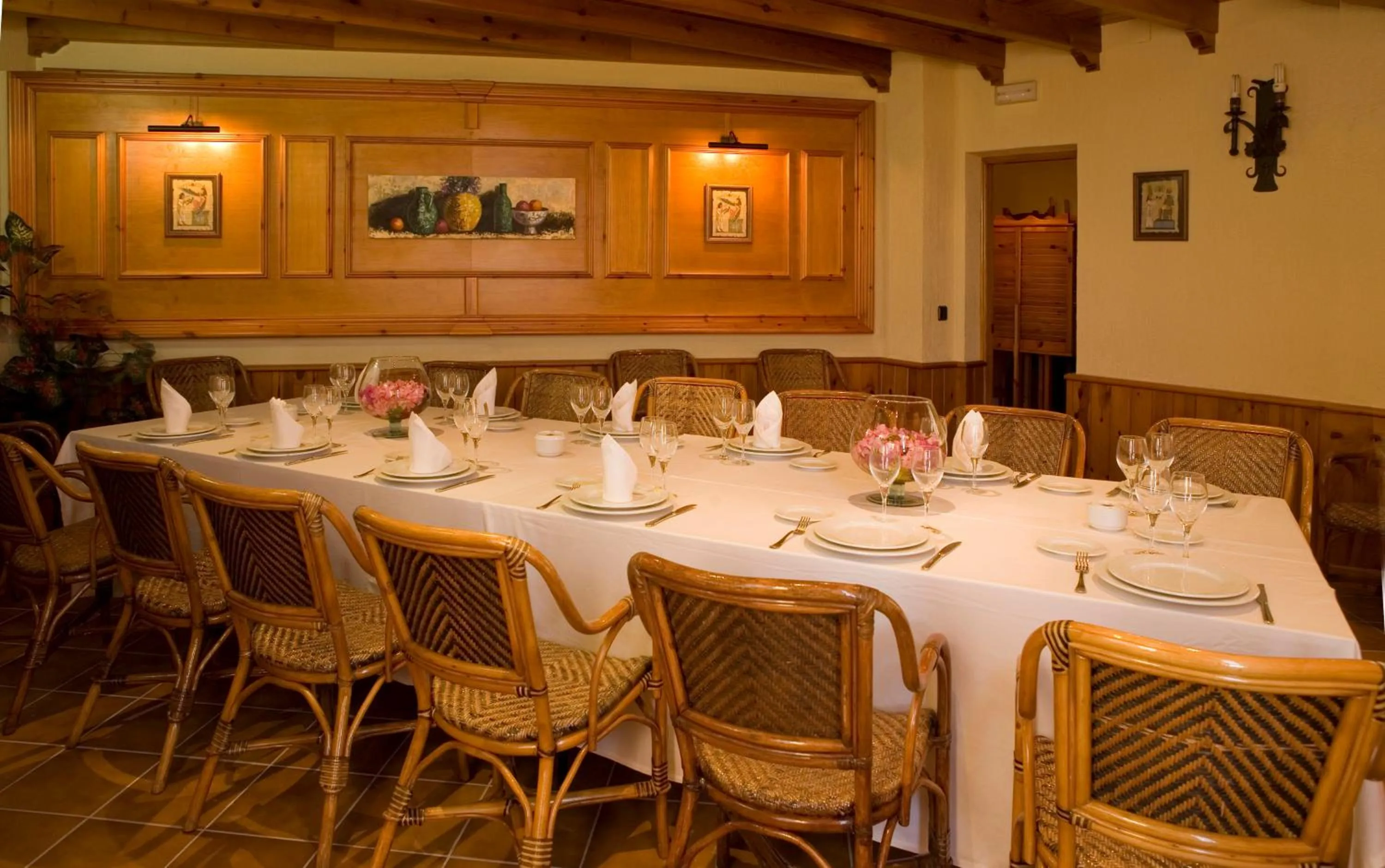 Restaurant/places to eat in La Cueva Park