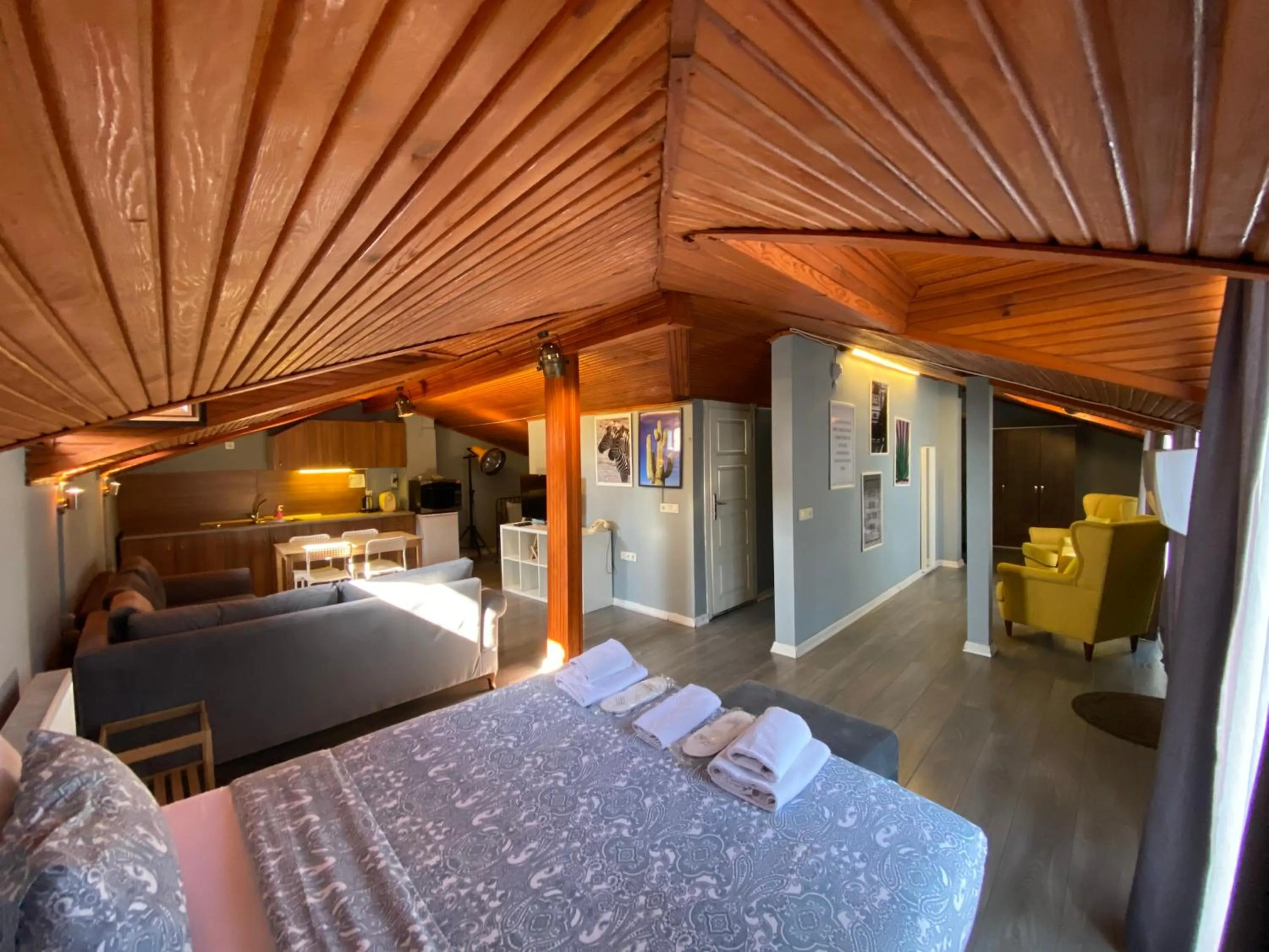 Photo of the whole room, Bed in Flats Company - Karakoy Apartment