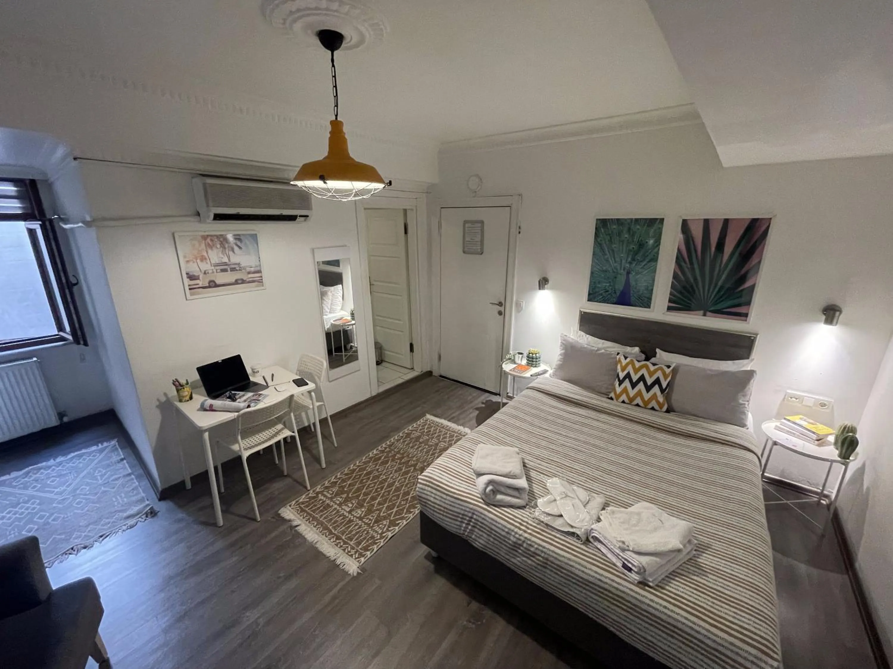 Bed in Flats Company - Karakoy Apartment