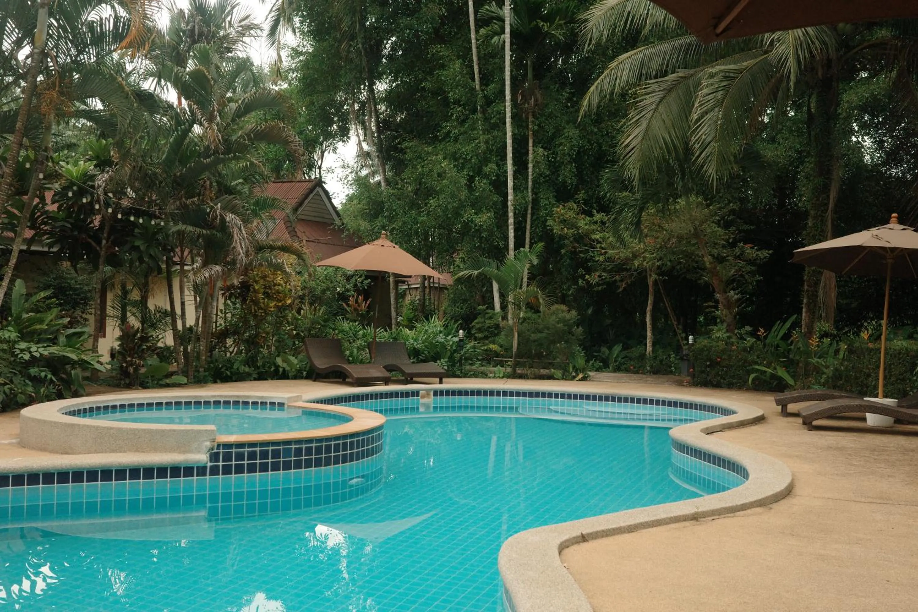 Swimming pool in Sunda Resort